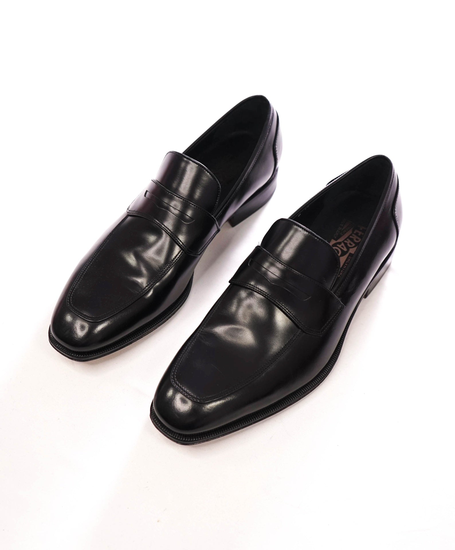 $750 FERRAGAMO - "Lionel" Black Leather PennyLoafers - 8 EE