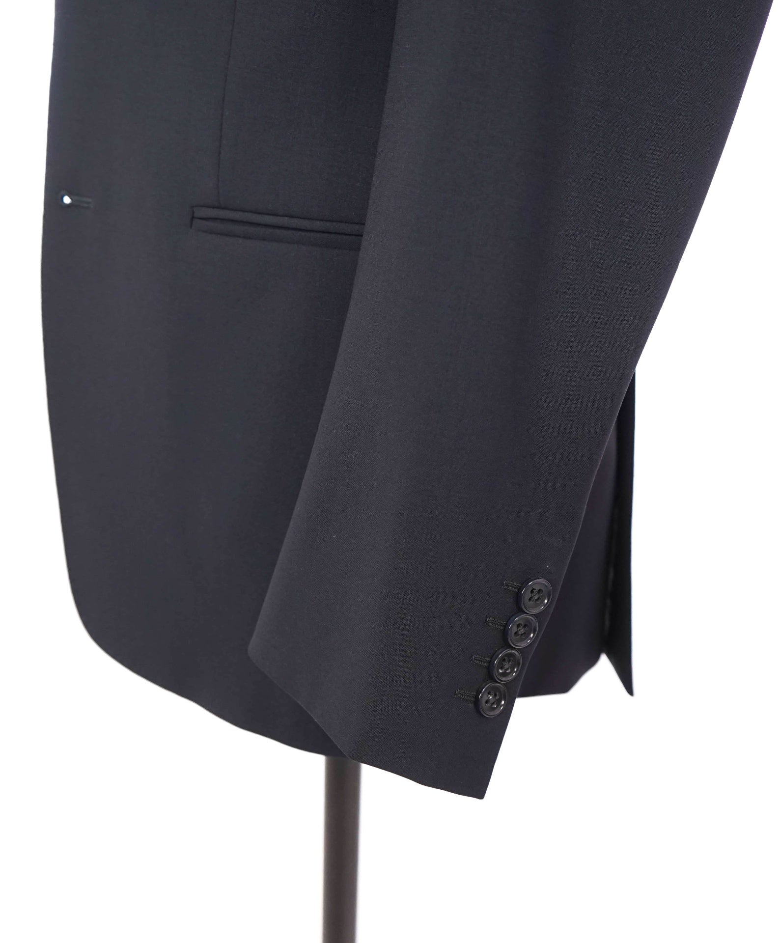 $1,895 ARMANI COLLEZIONI - "G-LINE" Solid Navy Wool Suit - 36R