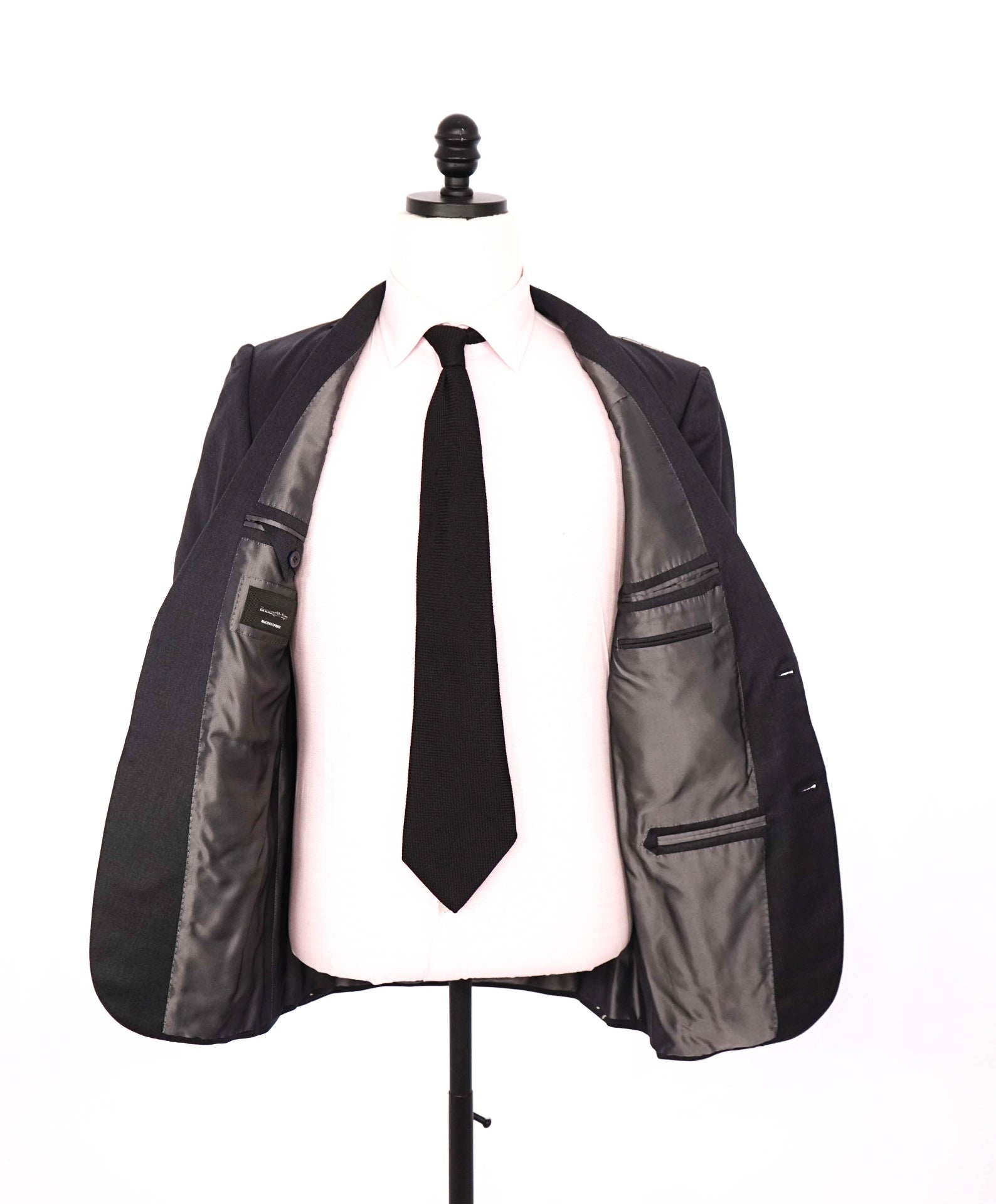 $4,590 ZEGNA - Dark Gray "MICRONSPHERE" Wool Suit - 36S