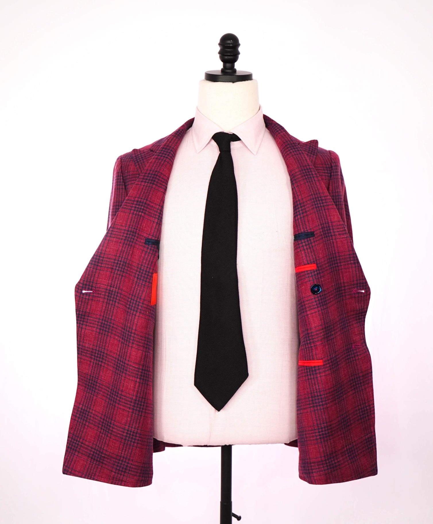 $5,225 ISAIA - Red/Blue Plaid Wool/Silk/Linen Double Breasted Blazer - 36R