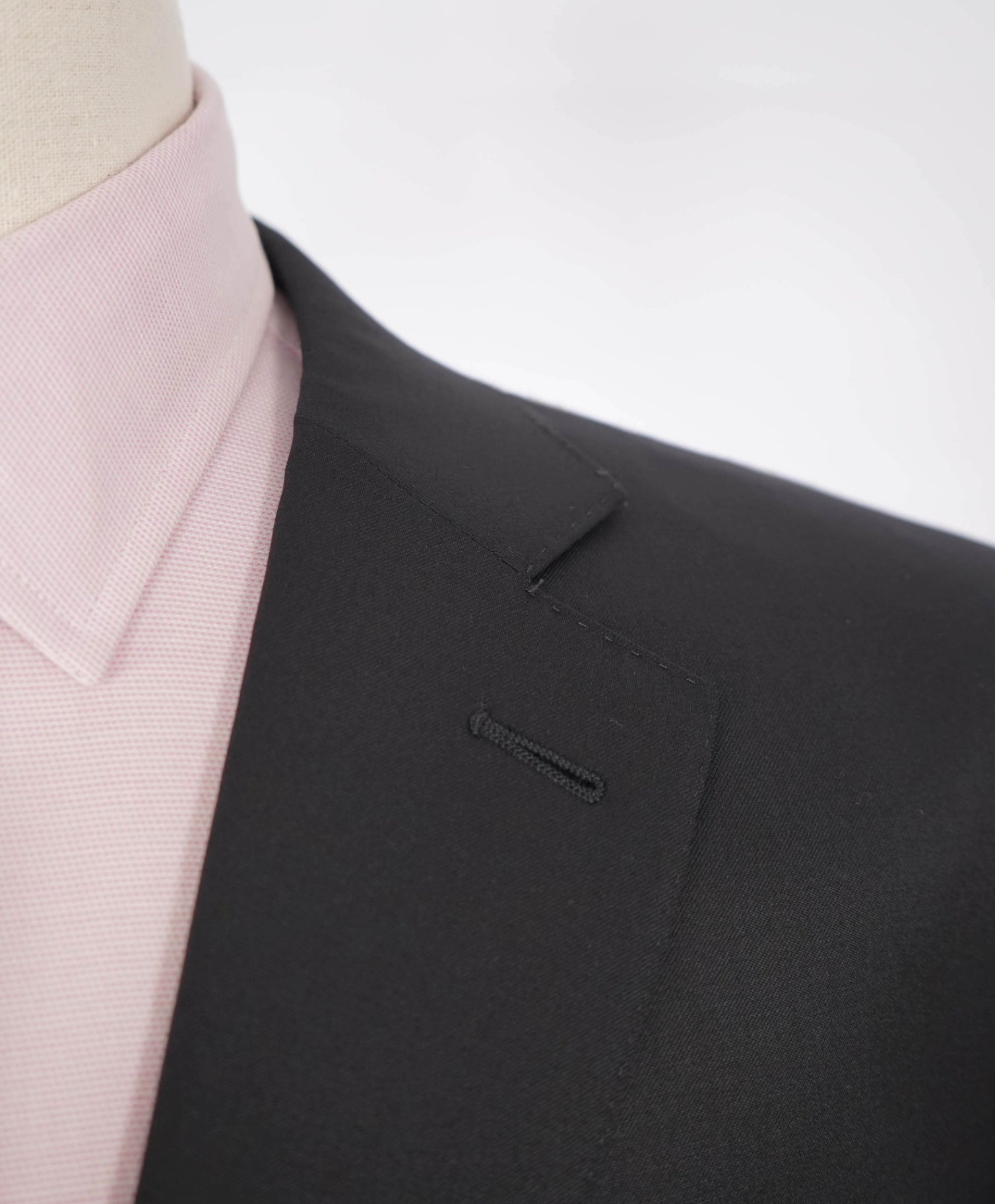 $3,950 ZEGNA - Black "MICRONSPHERE" Wool Suit - 52R US (62 EU)
