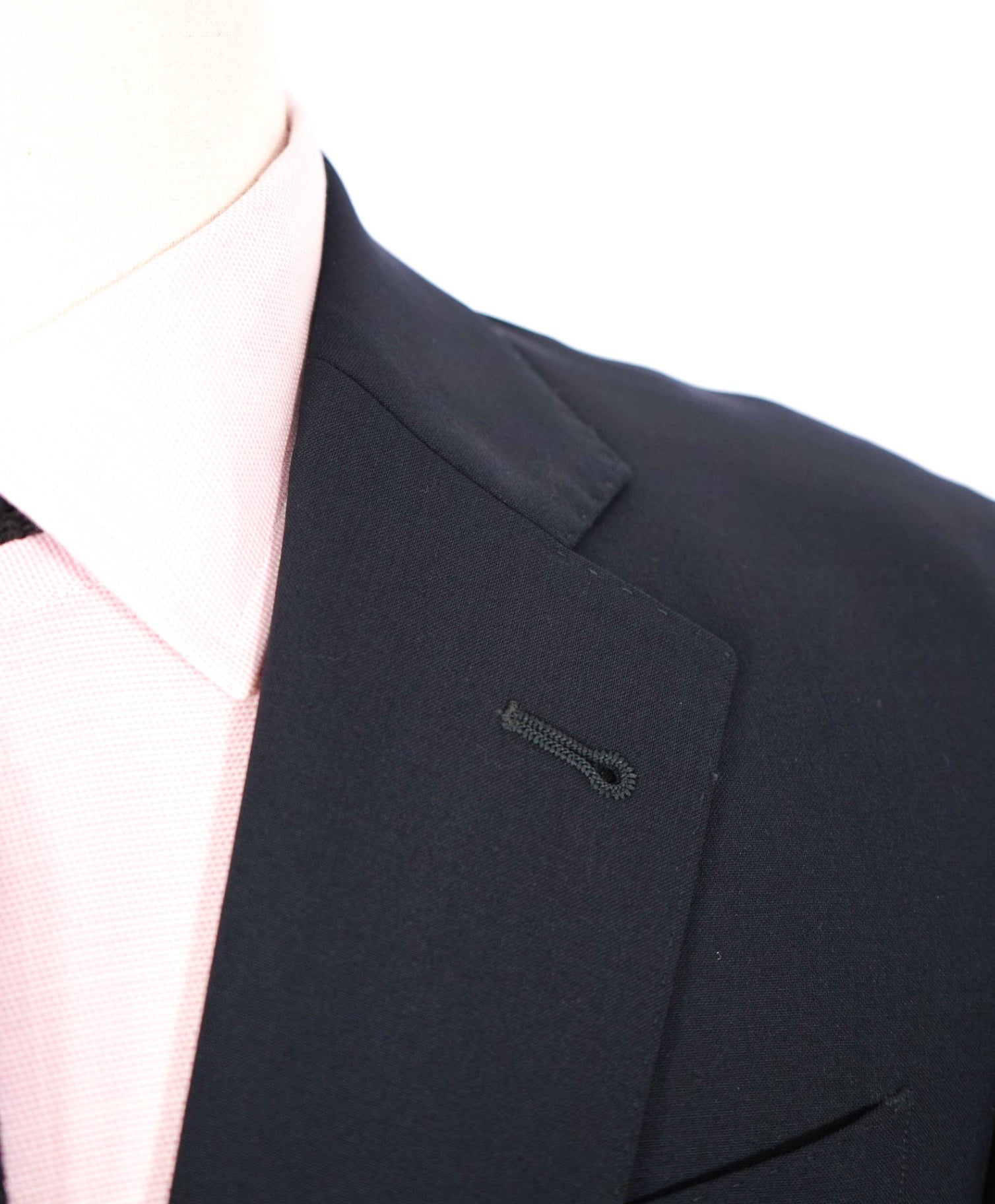 $1,895 ARMANI COLLEZIONI - "G-LINE" Solid Navy Wool Suit - 36R