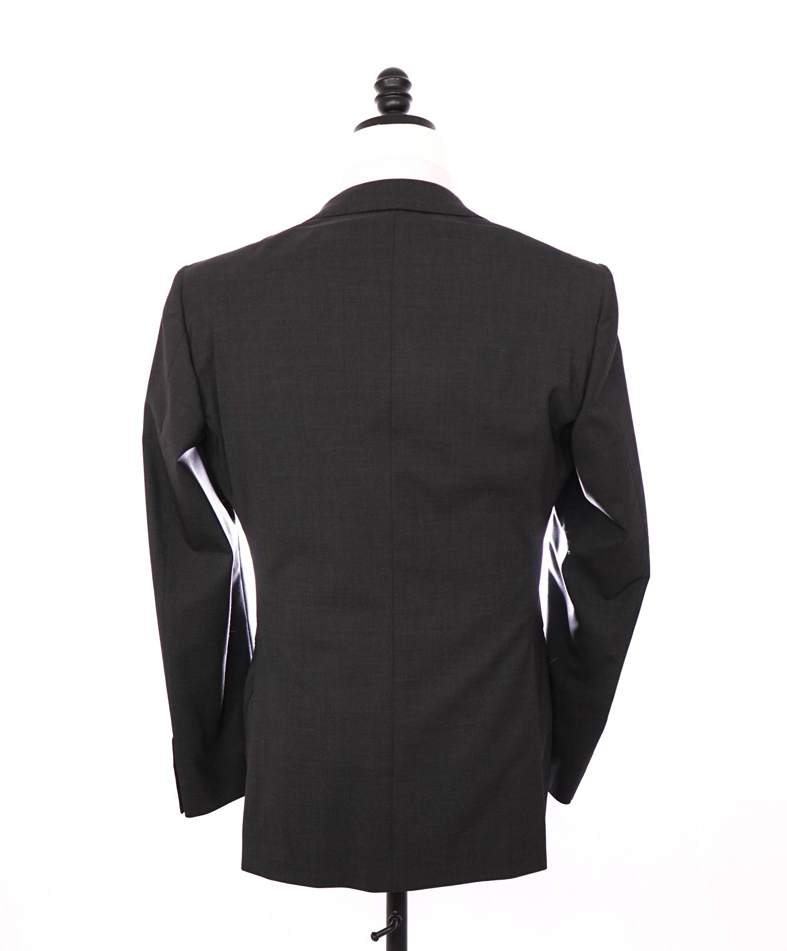 $1,515 LUIGI BIANCHI MANTOVA - Dark Gray Wool "Sartoria" Suit - 38R