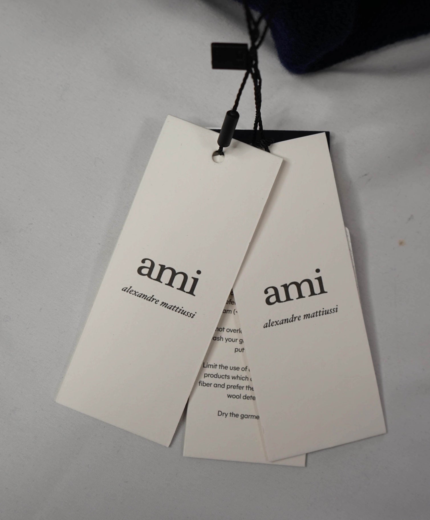 $670 AMI - Navy Blue Knit Wool Hoodie - S