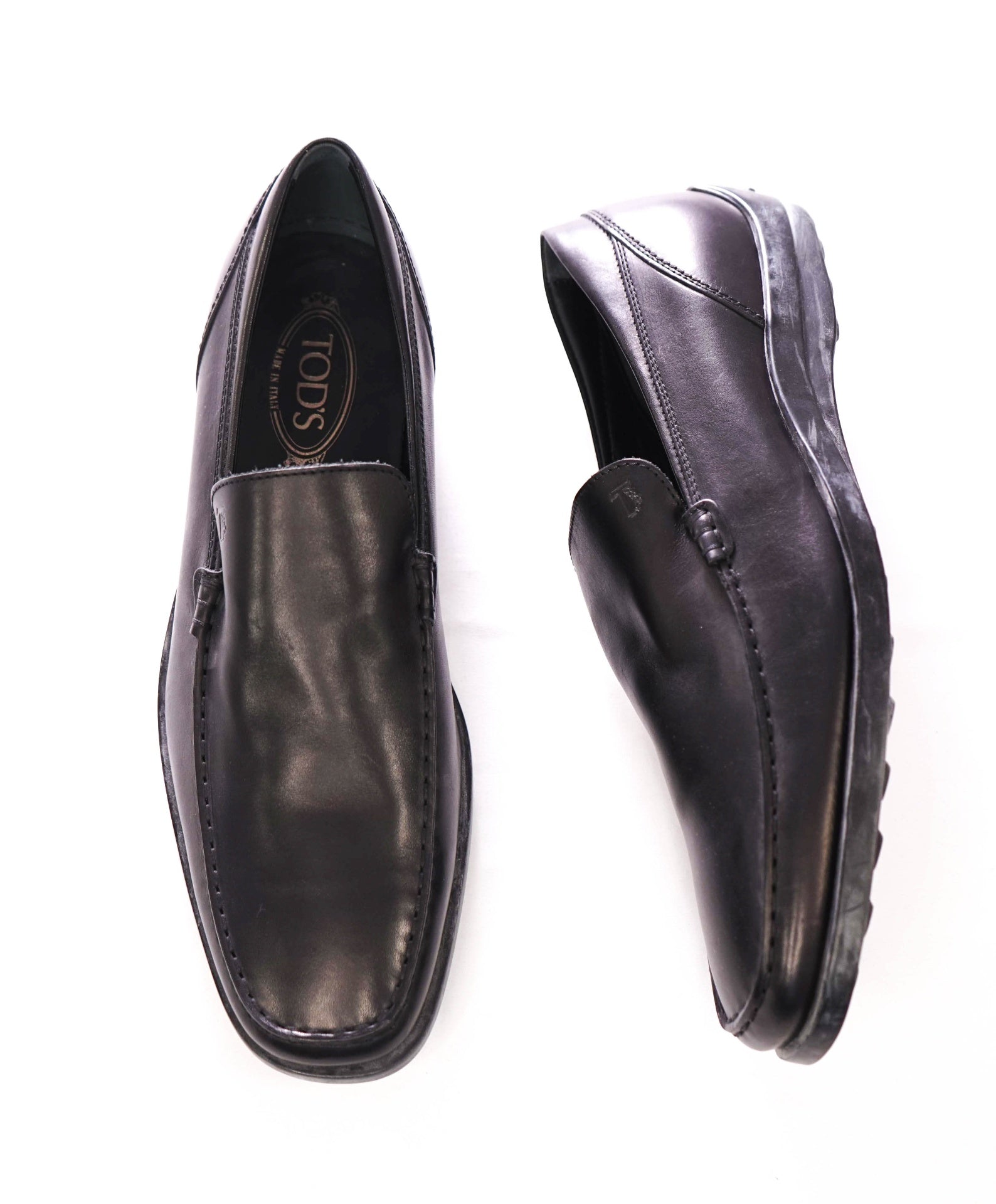 $975 TOD'S - Black Leather Driving Loafers - US 10.5 (UK9.5)