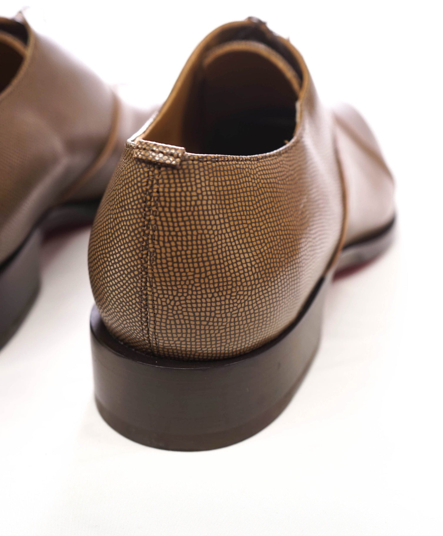 $1,145 CHRISTIAN LOUBOUTIN - BOABI Brown Pebble Leather Oxfords - US 12 (45EU)