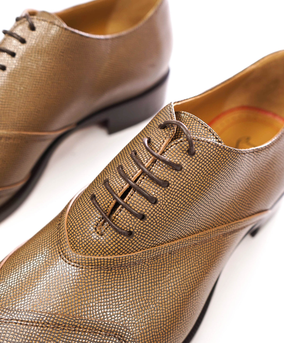 $1,145 CHRISTIAN LOUBOUTIN - BOABI Brown Pebble Leather Oxfords - US 9.5 (42.5EU)