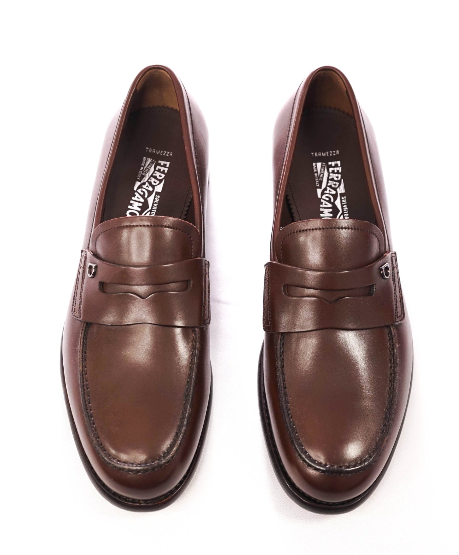$1,050 FERRAGAMO - Brown Leather "THEODORE" Penny Loafers - 8 EE