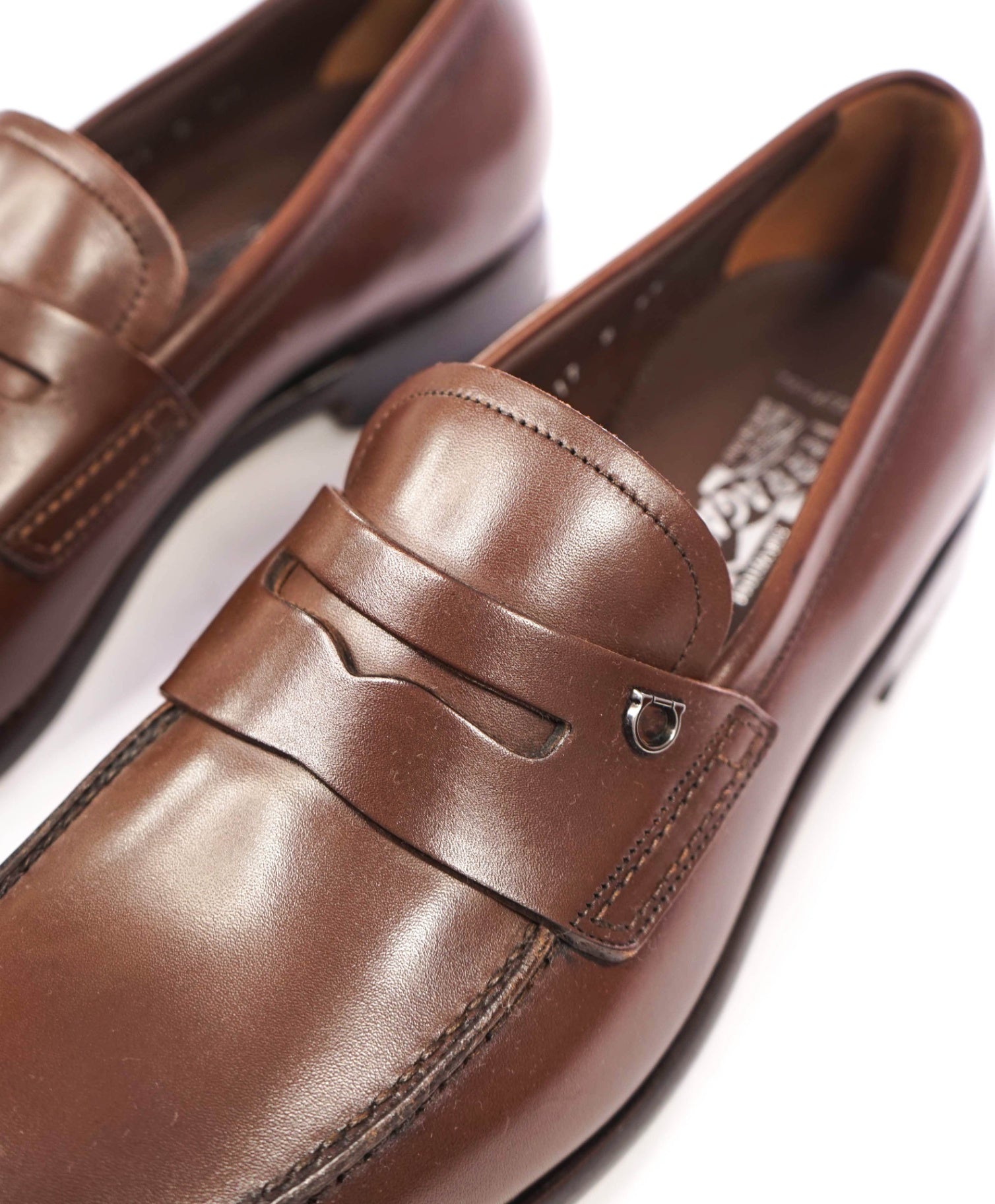 $1,050 FERRAGAMO - Brown Leather "THEODORE" Penny Loafers - 8 EE