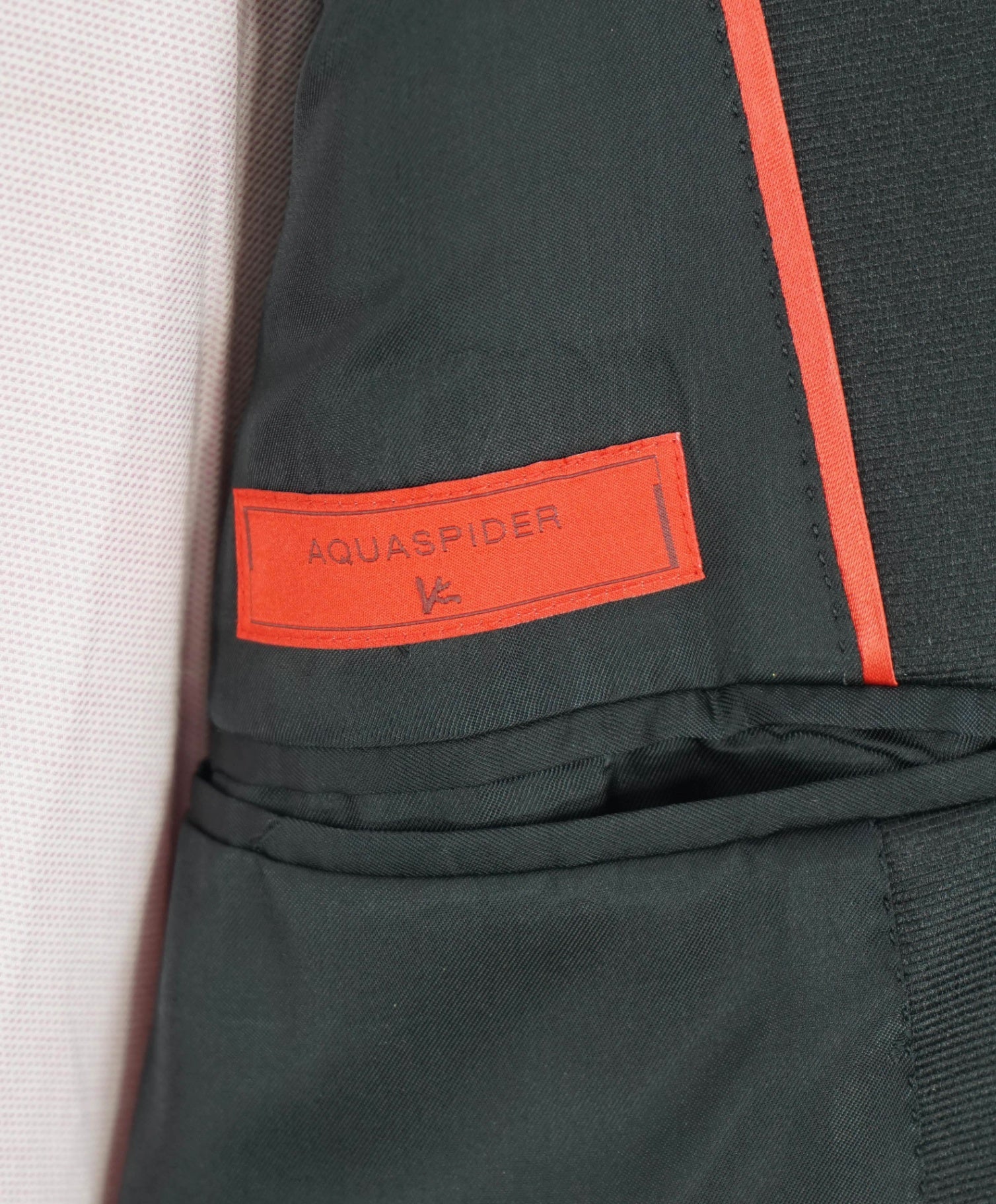 $4,595 ISAIA - Solid Black Wool Peak Lapel Tuxedo - 48R