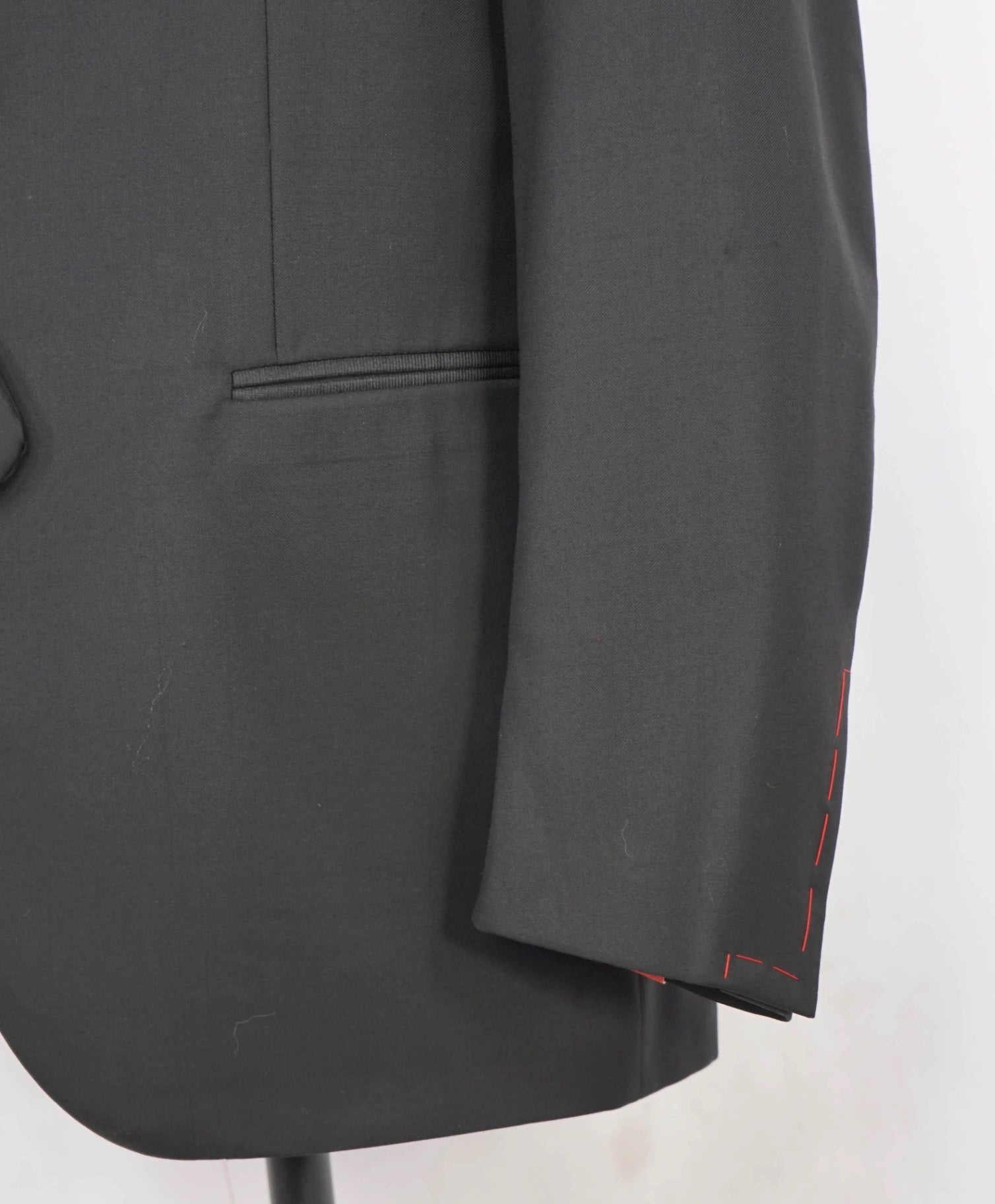 $4,595 ISAIA - Solid Black Wool Peak Lapel Tuxedo - 48R