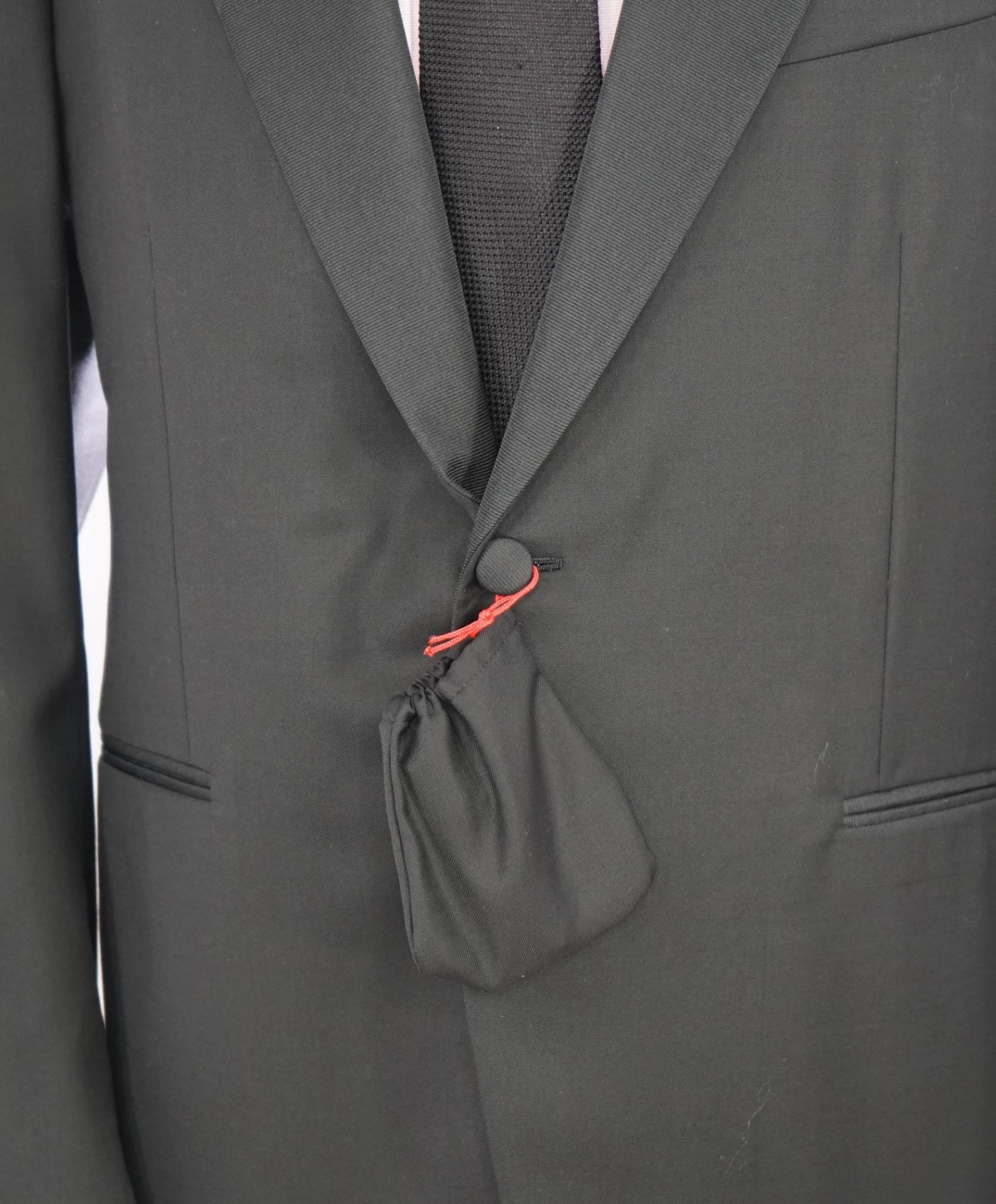 $4,595 ISAIA - Solid Black Wool Peak Lapel Tuxedo - 48R
