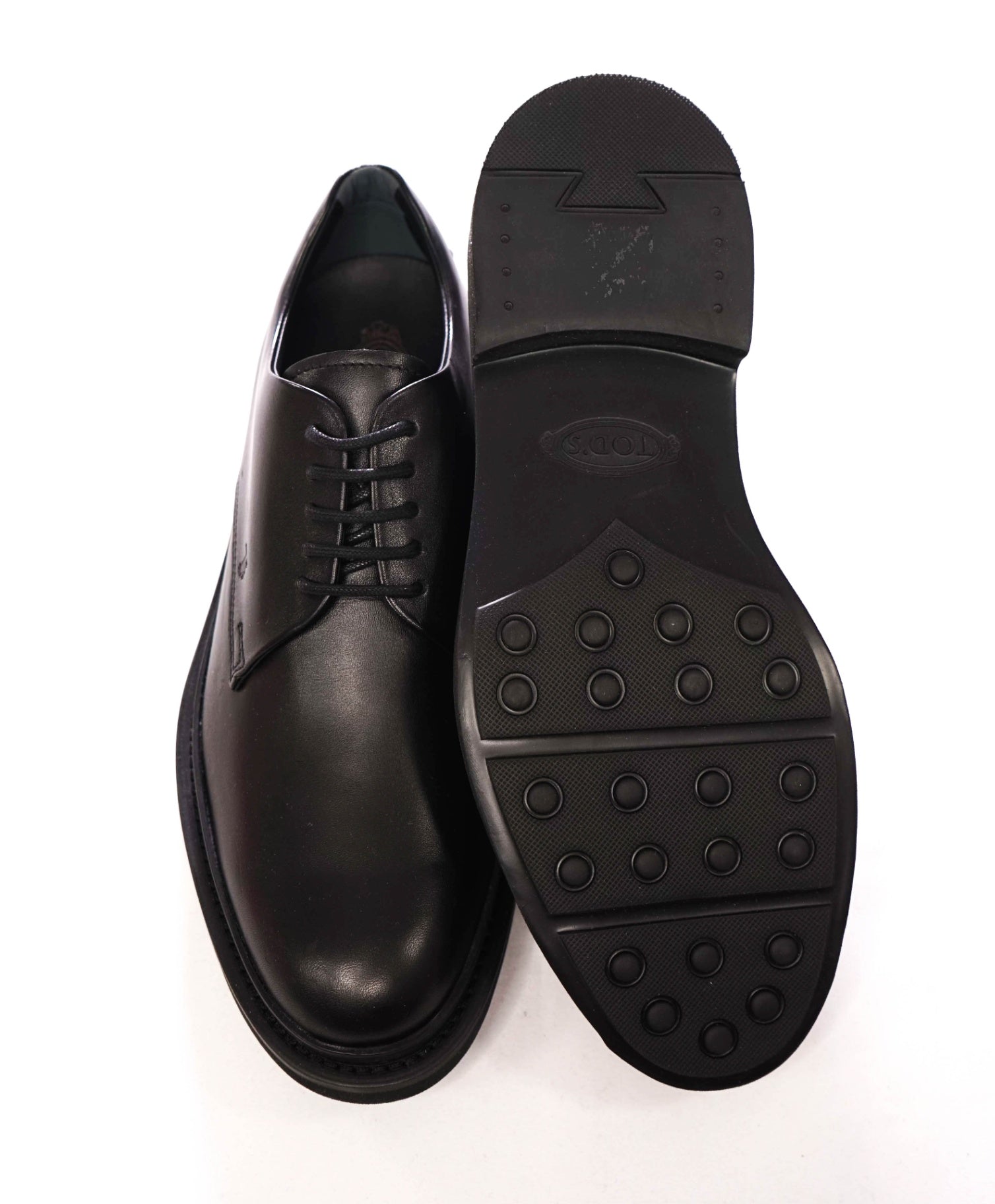 $750 TOD'S - Black Leather Lug Sole Derby - US 7.5 (UK6.5)