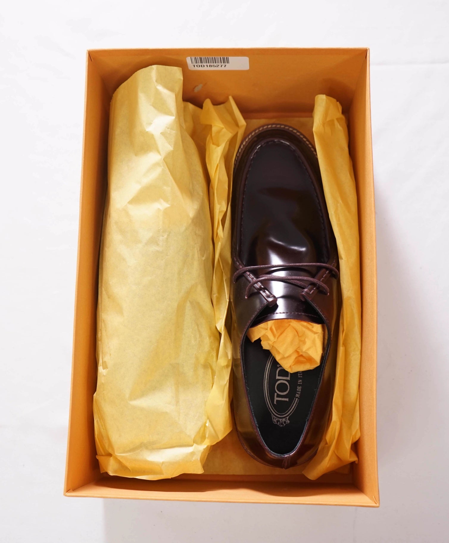 $975 TOD'S - Hand Patina Brown Leather Lug Shoes - US 8 (7UK)