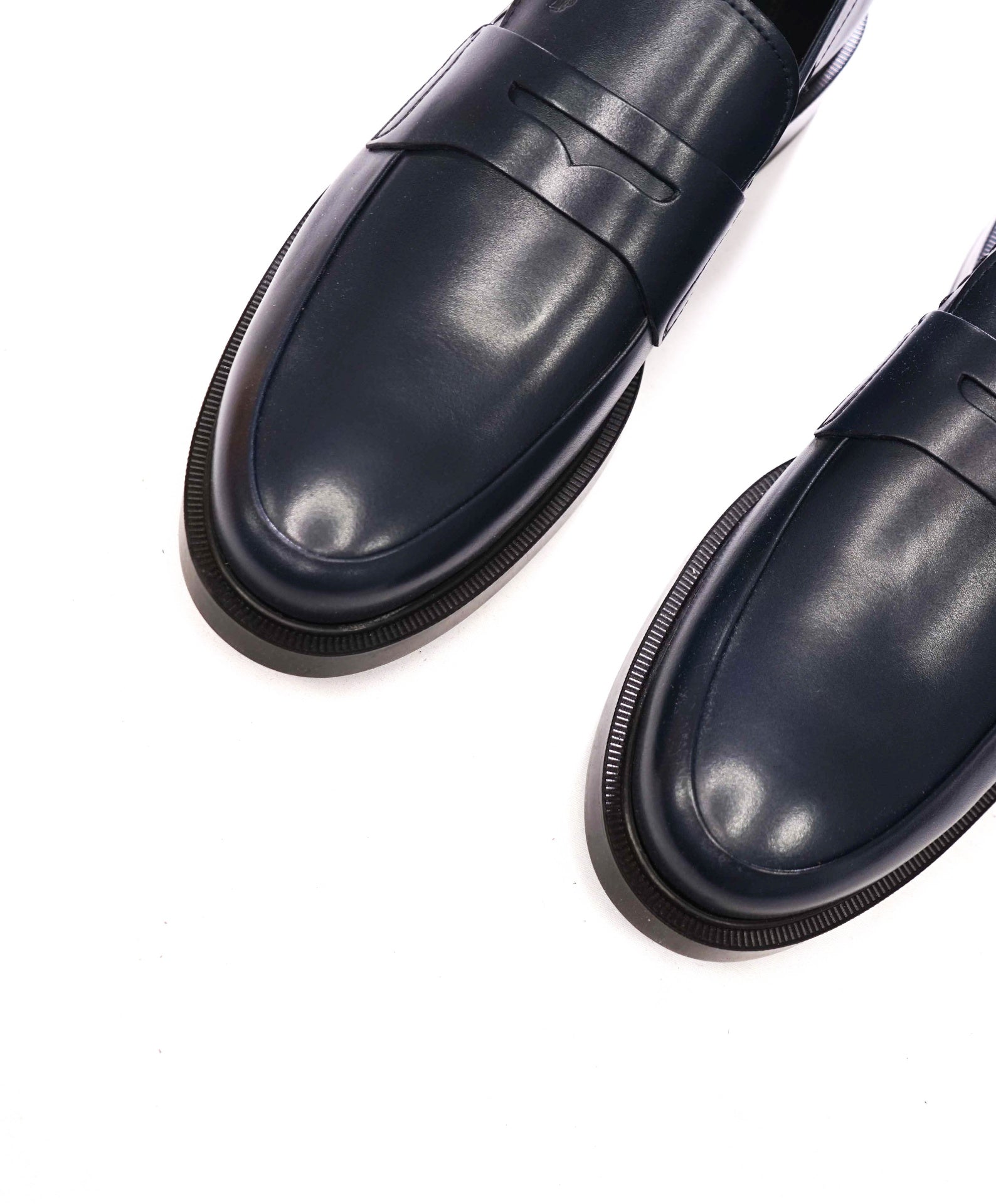 $850 TOD'S - Navy Blue Leather Penny Loafers - US 8 (7UK)