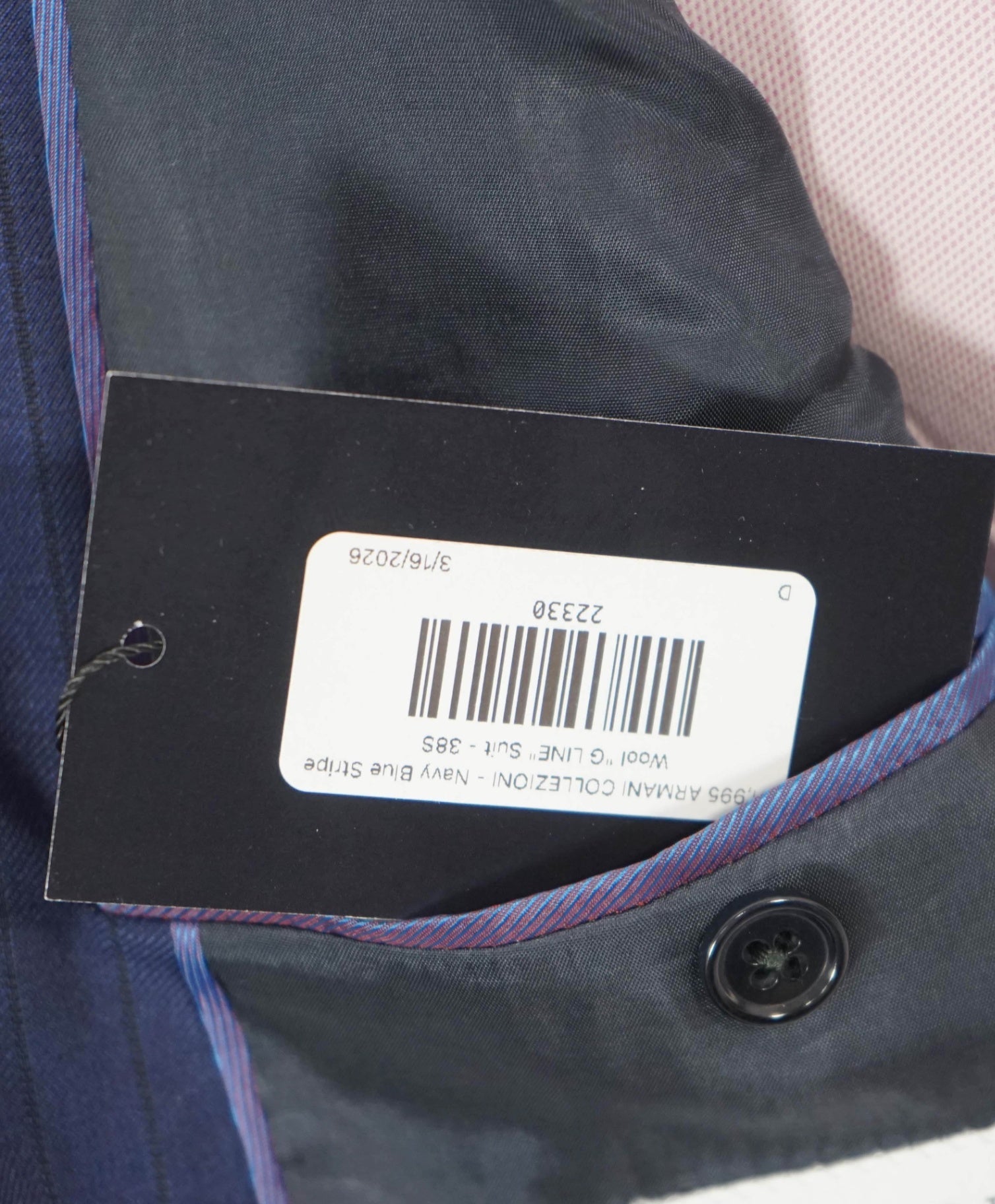 $1,995 ARMANI COLLEZIONI - Navy Blue Stripe Wool "G LINE" Suit - 38S