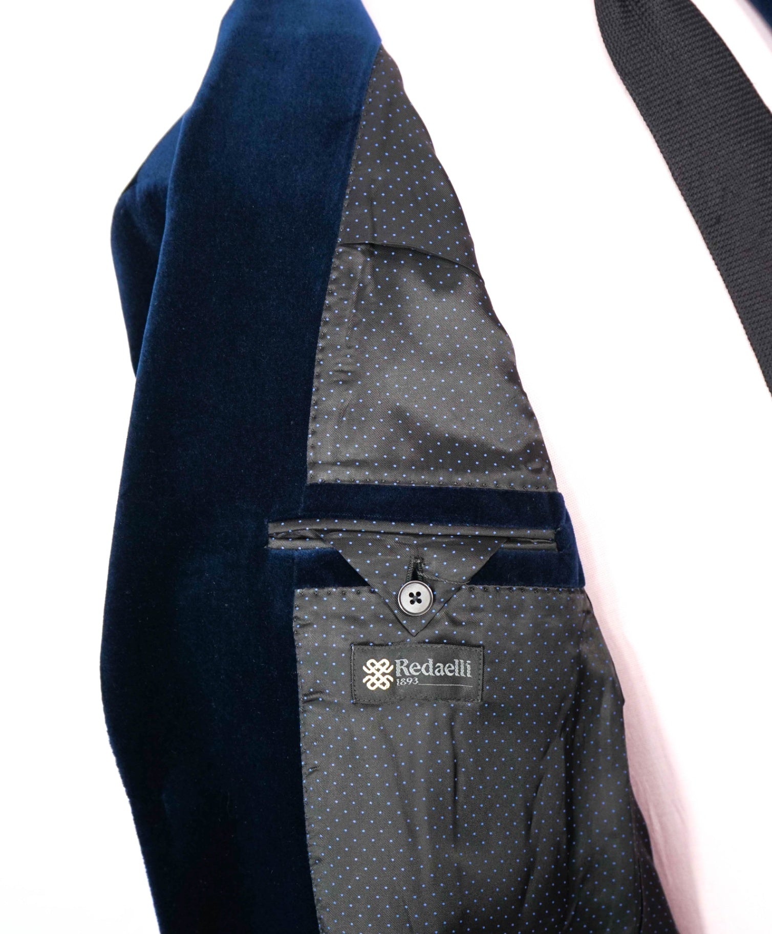 $998 - SAKS 5TH AVE for REDAELLI - Navy Velvet Peak Blazer - 46L