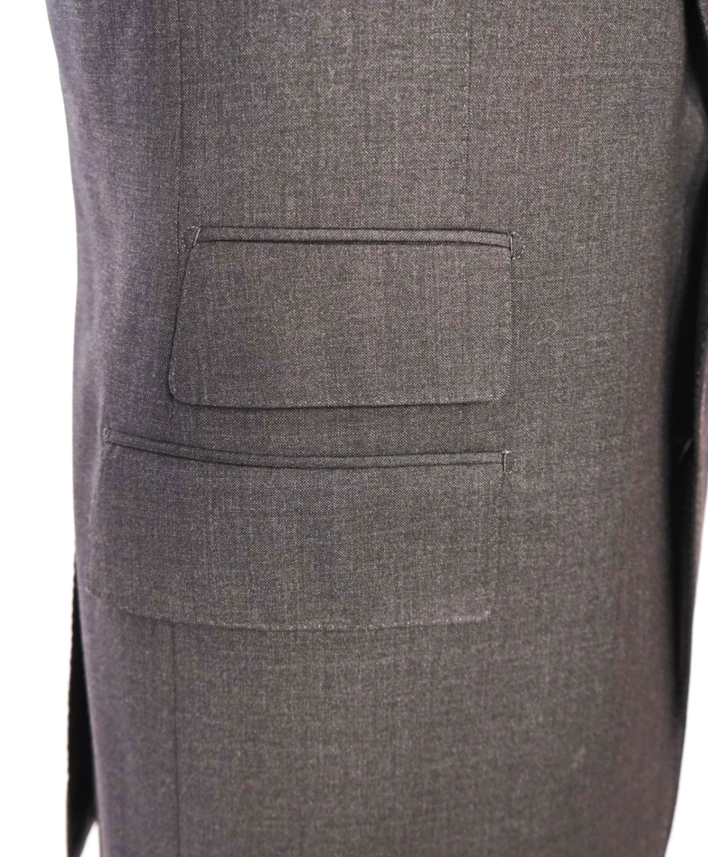 $5,970 TOM FORD - Solid Dark Gray Wool Peak Lapel Suit - 46L