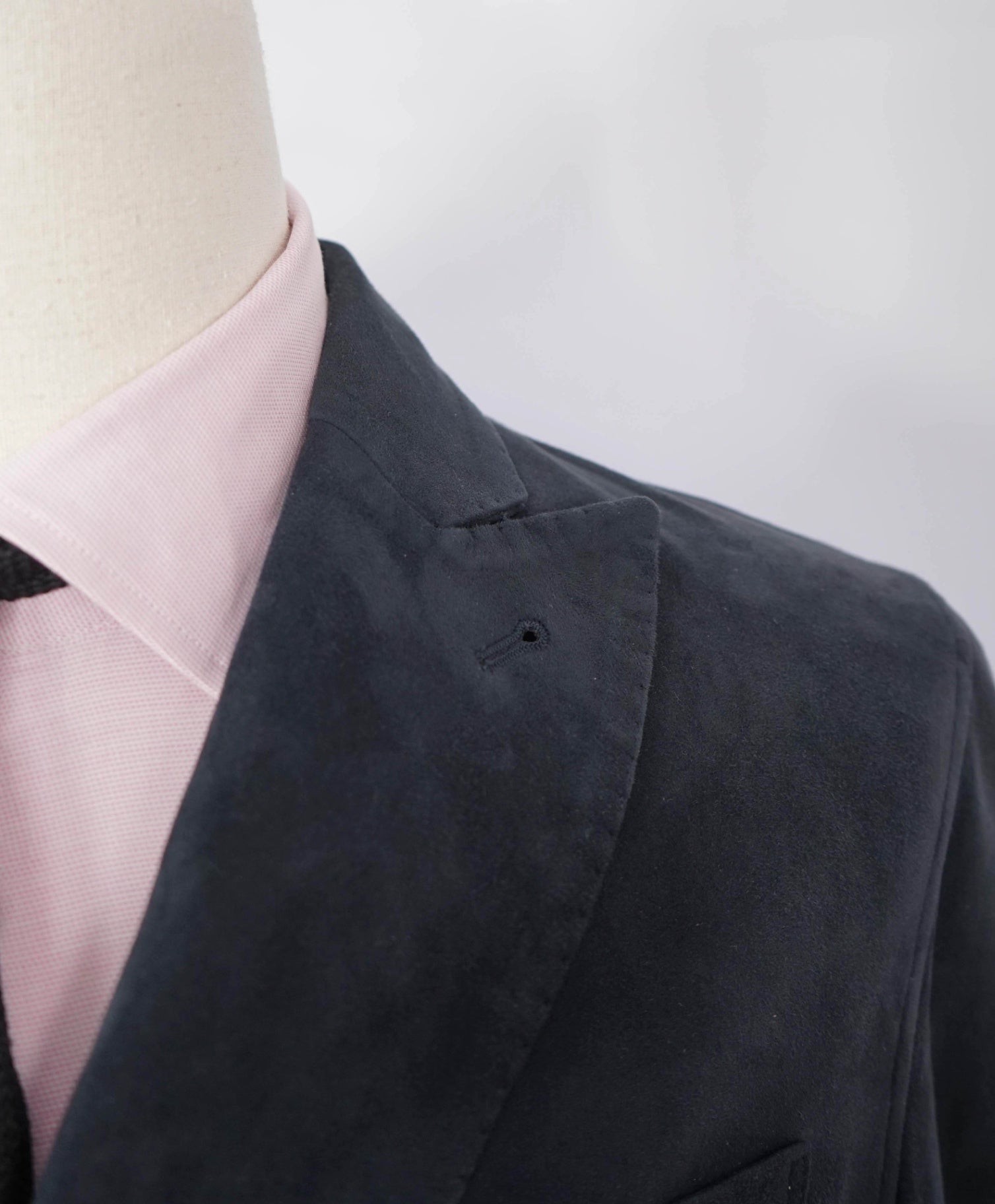 $6,475 ELEVENTY - Navy Blue Lamb Suede Double Breasted Blazer - 38S