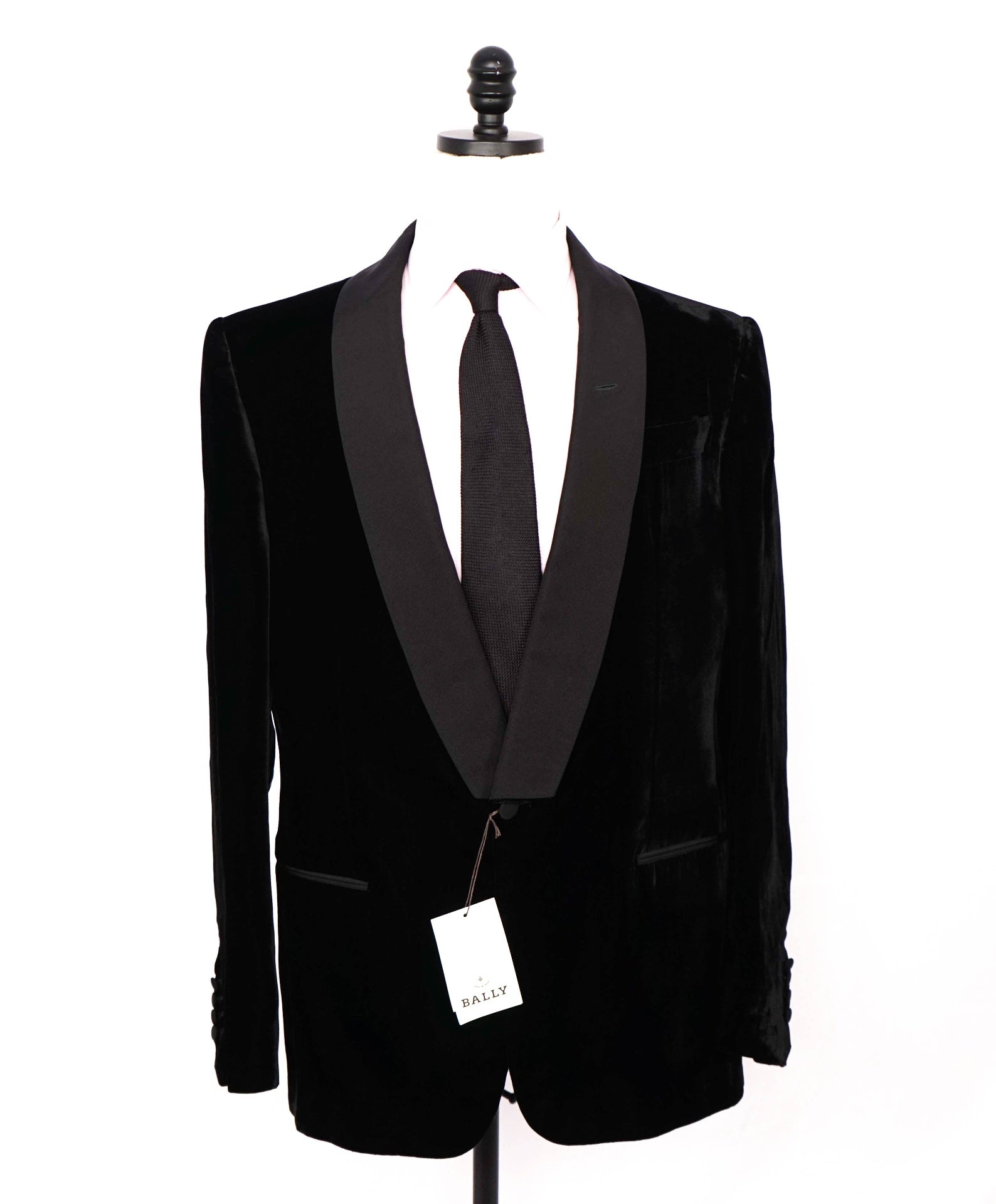$2,195 BALLY - "Custom 1/1 JOE MANGANIELLO Velvet Blazer - 46L