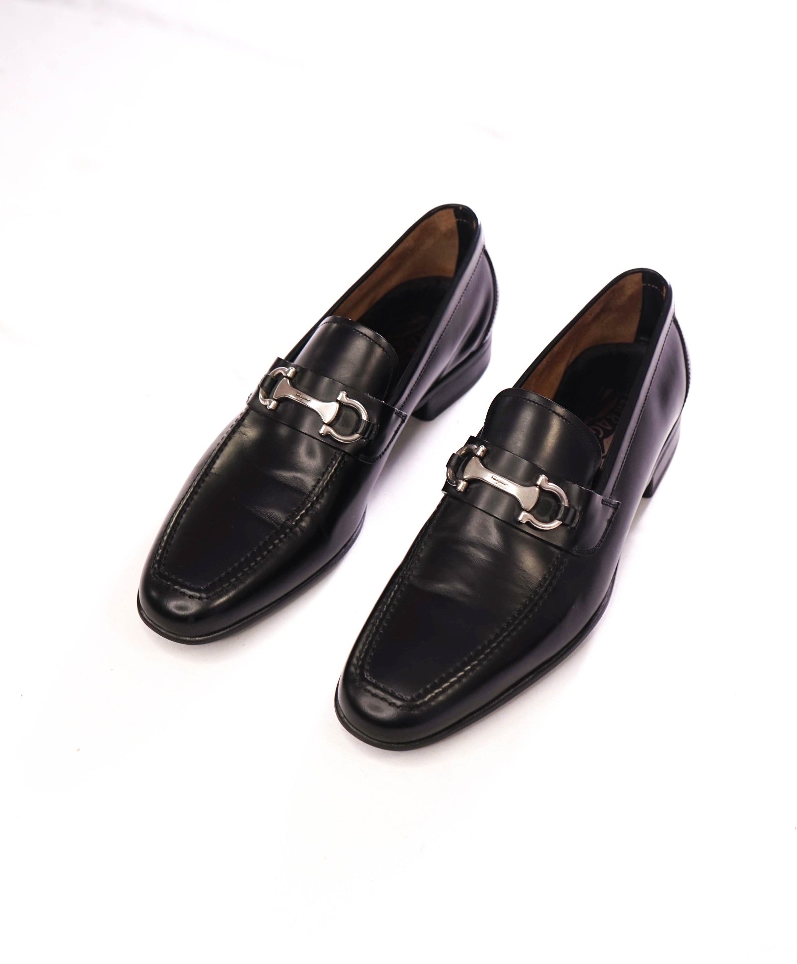 $850 FERRAGAMO - "Lawton" Black Leather Loafers - 8 D