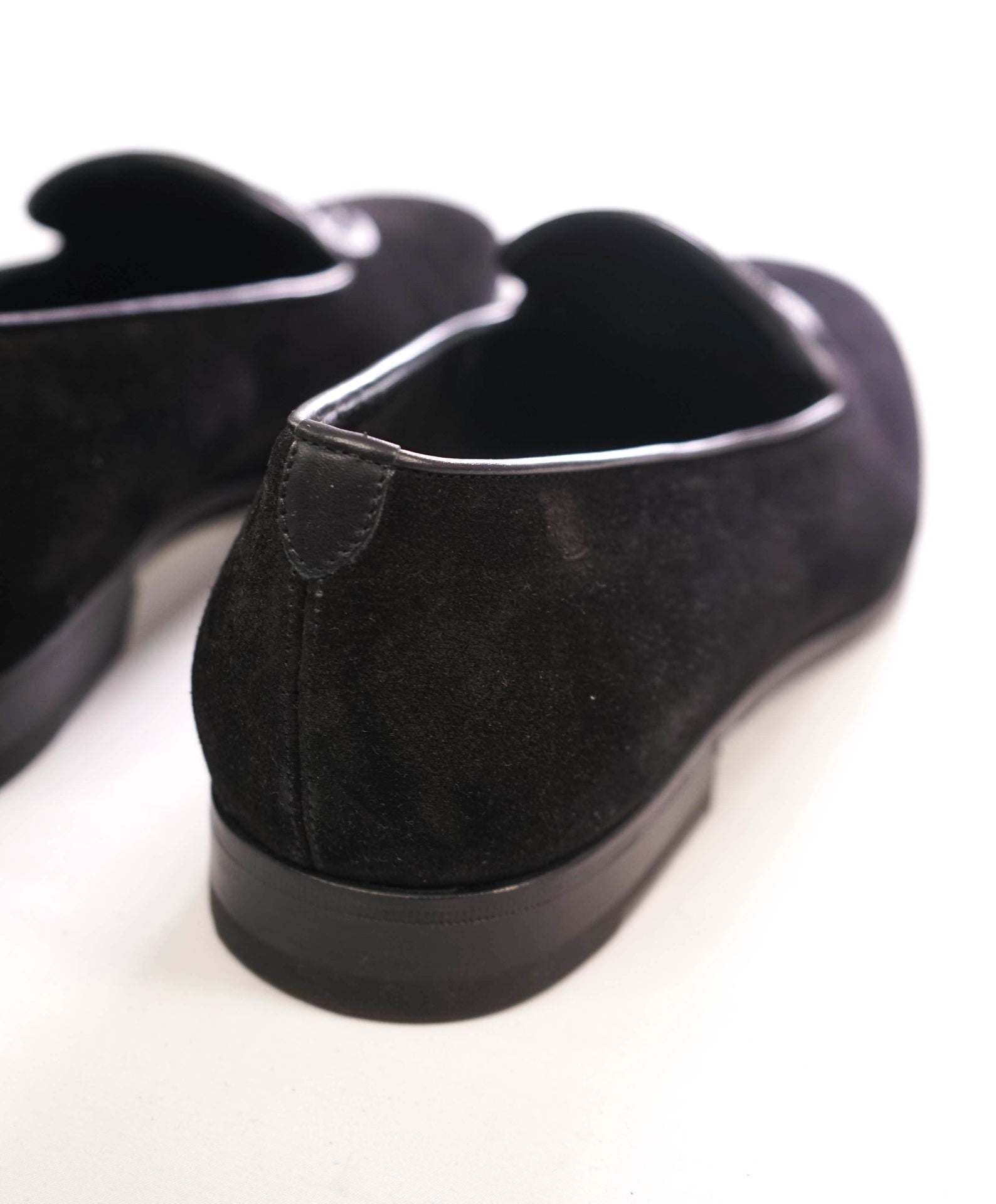 $895 FERRAGAMO - Black Velvet "LIBERO" Loafers - 9.5 E