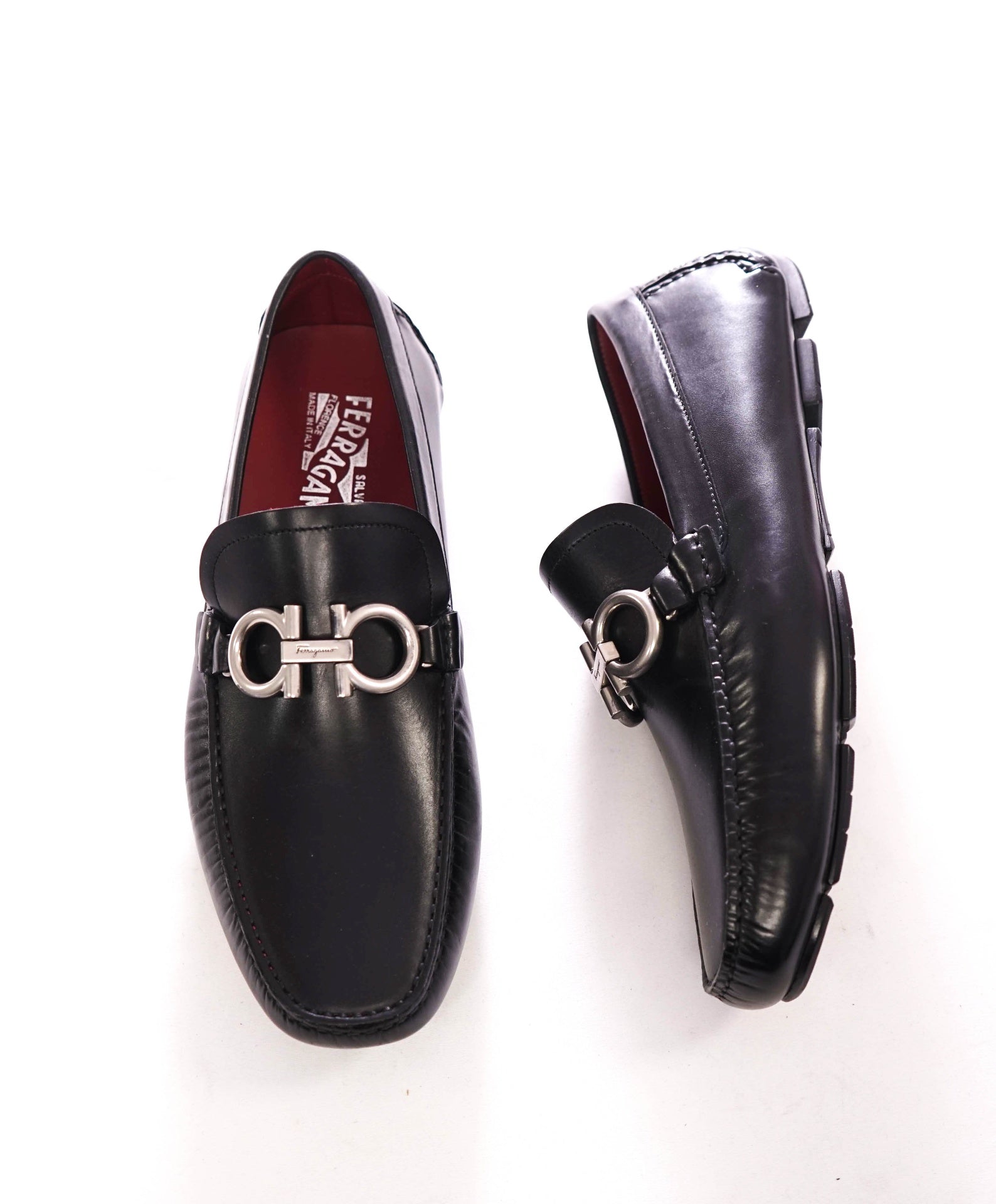 $850 FERRAGAMO - Black Leather Driving Loafers - 8 EE