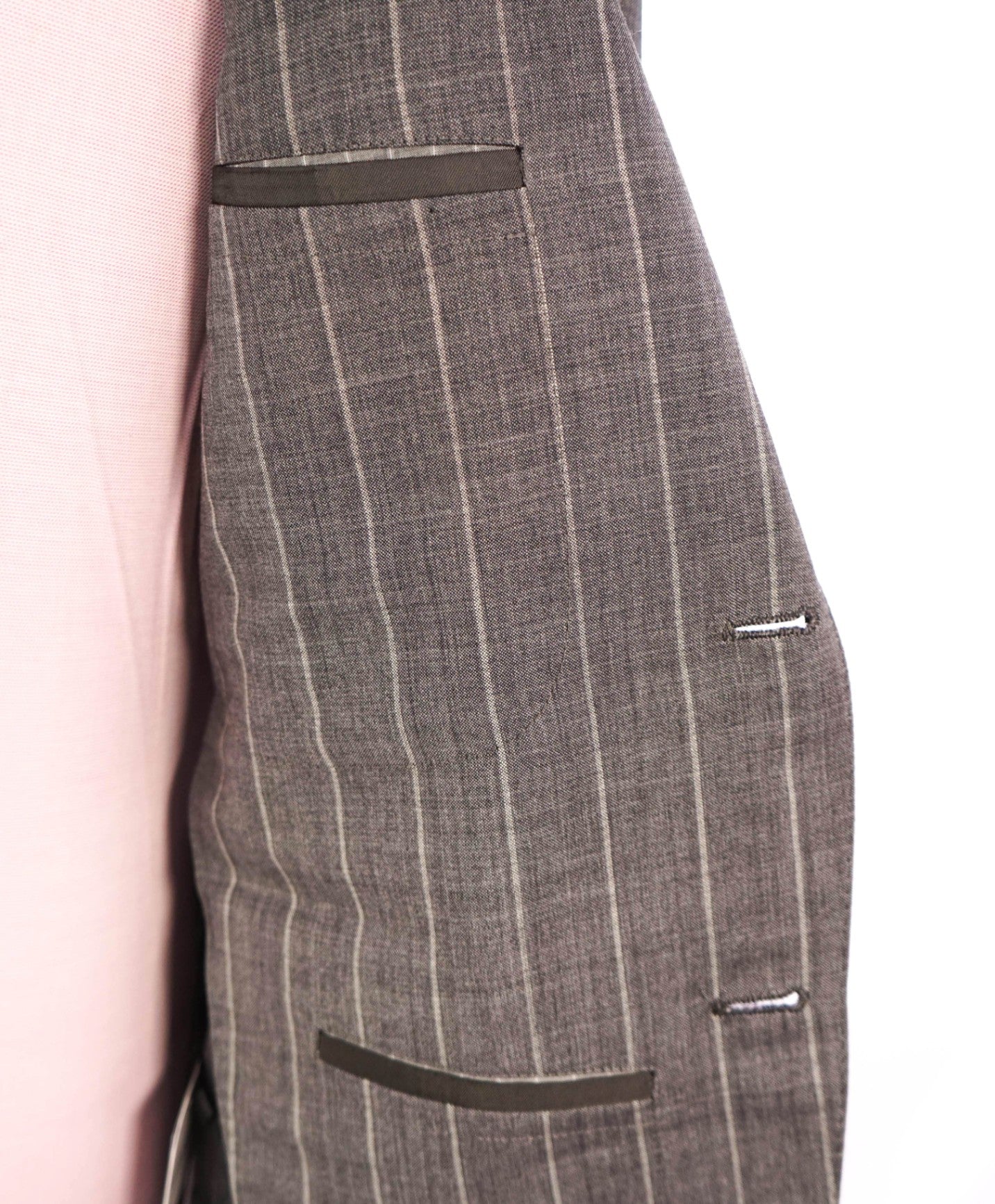 $1,695 HICKEY FREEMAN - Gray Stripe Wool Suit - 40S
