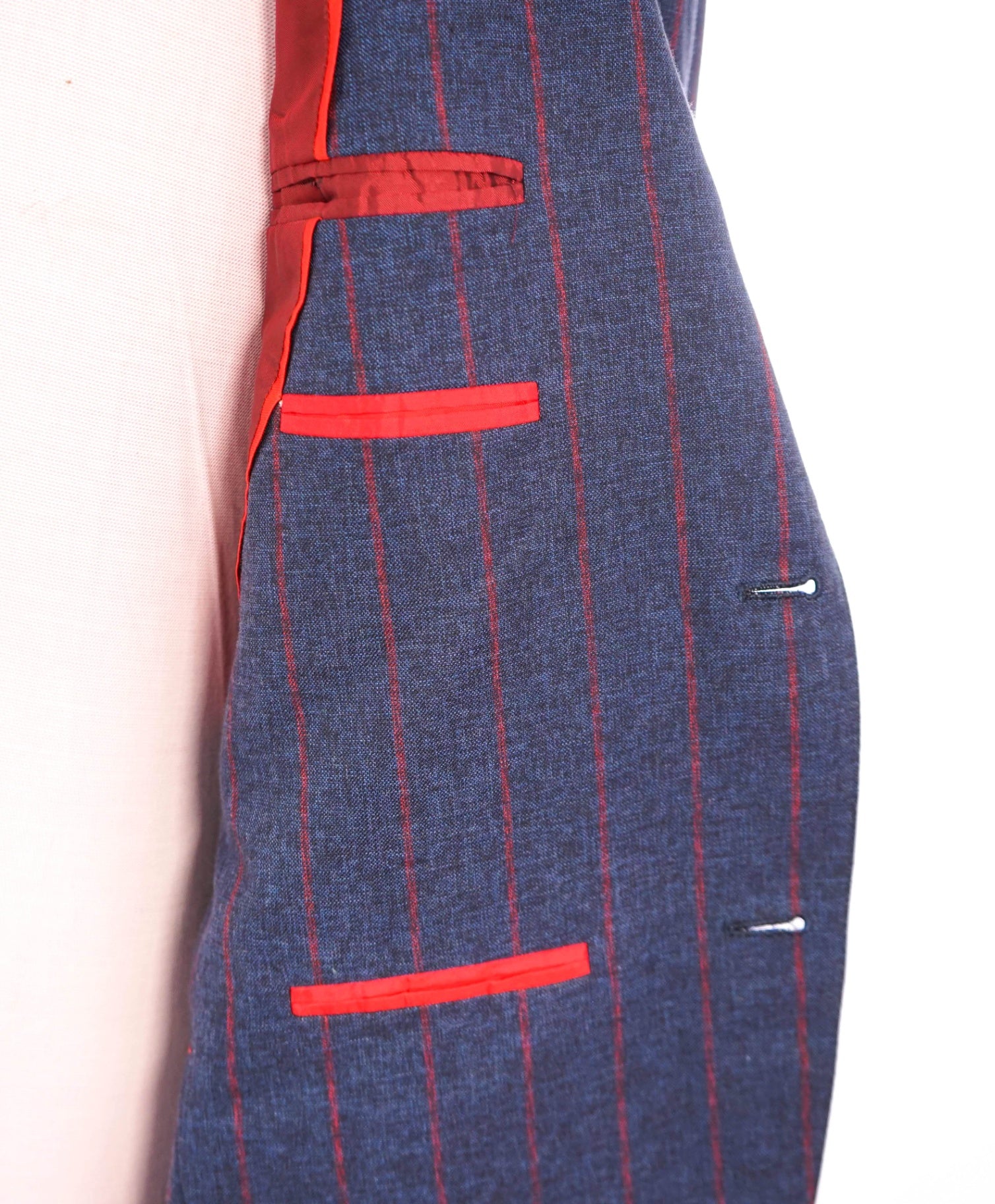 $6,595 ISAIA - CUSTOM Navy Blue/Red Stripe Wool/Cotton/Silk Suit - 40R