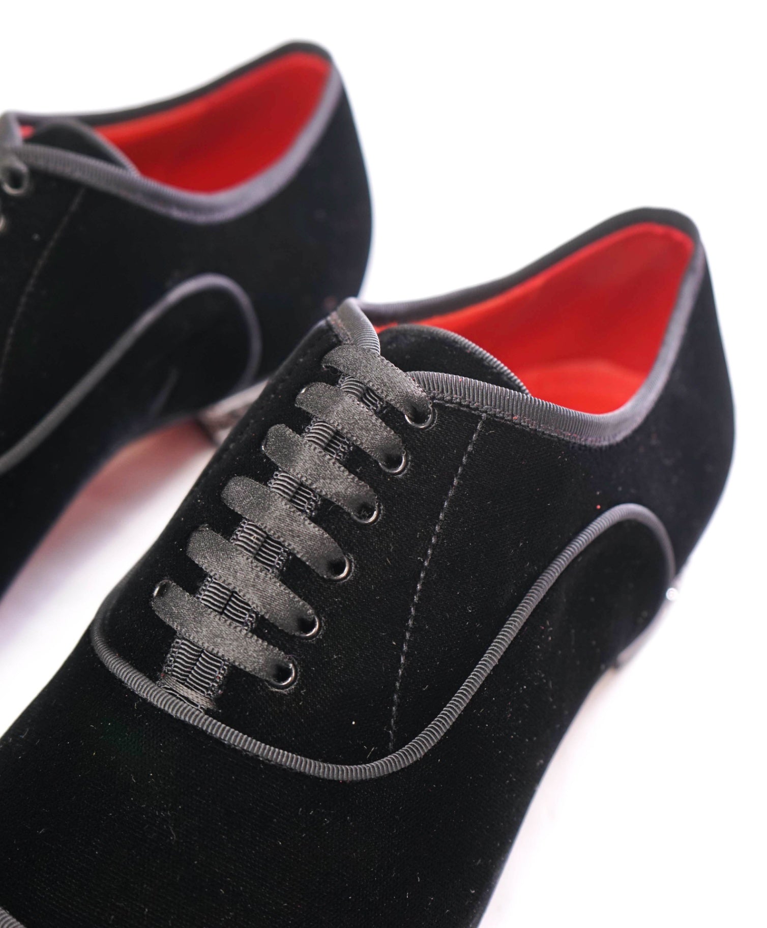 $1,295 LOUBOUTIN - Black Velvet "GREGGYROCKS" Oxfords - 9.5 (42.5EU)