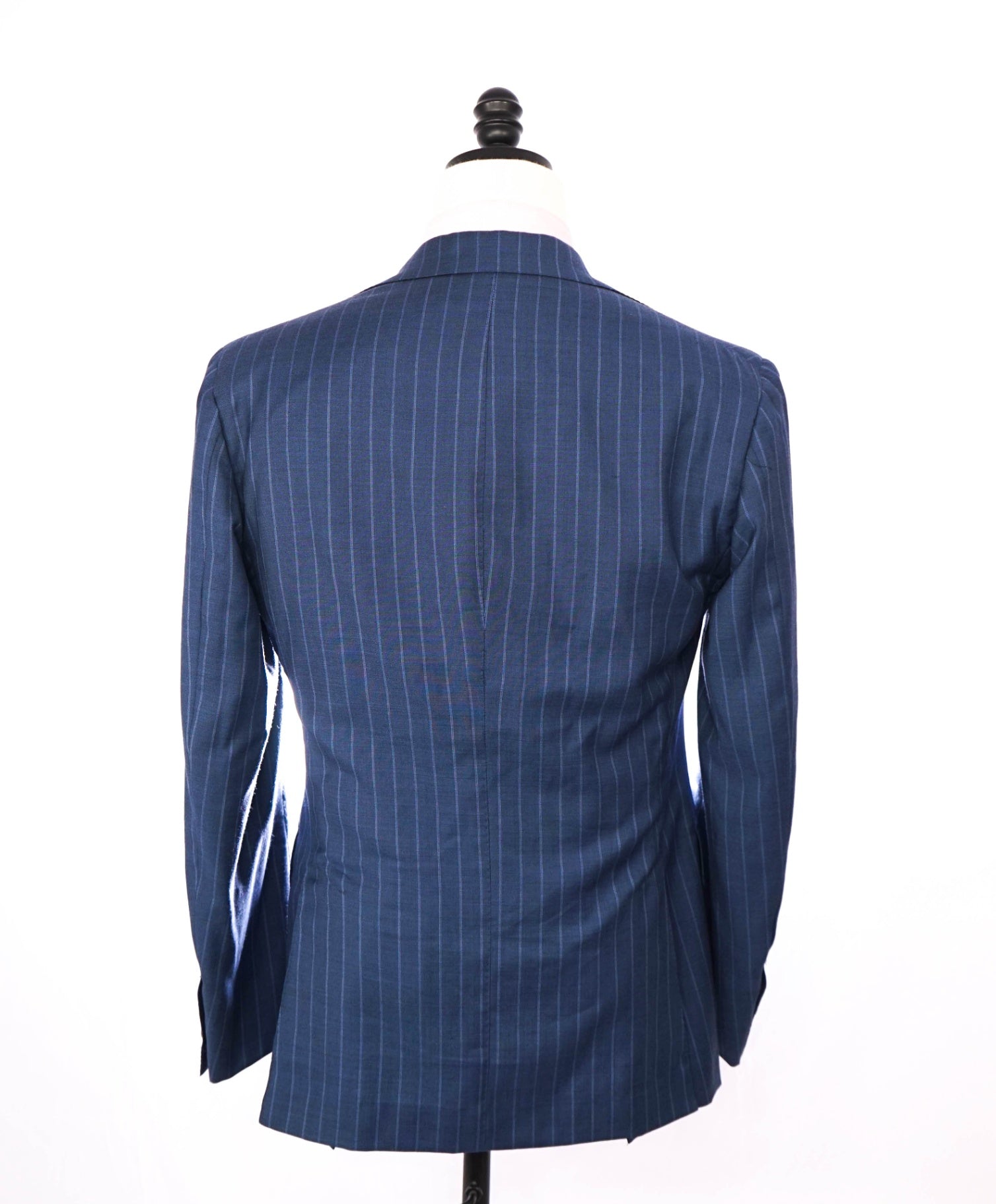 $5,950 ISAIA - CUSTOM Slim Pastel Blue Chalk Stripe Wool Suit - 40R