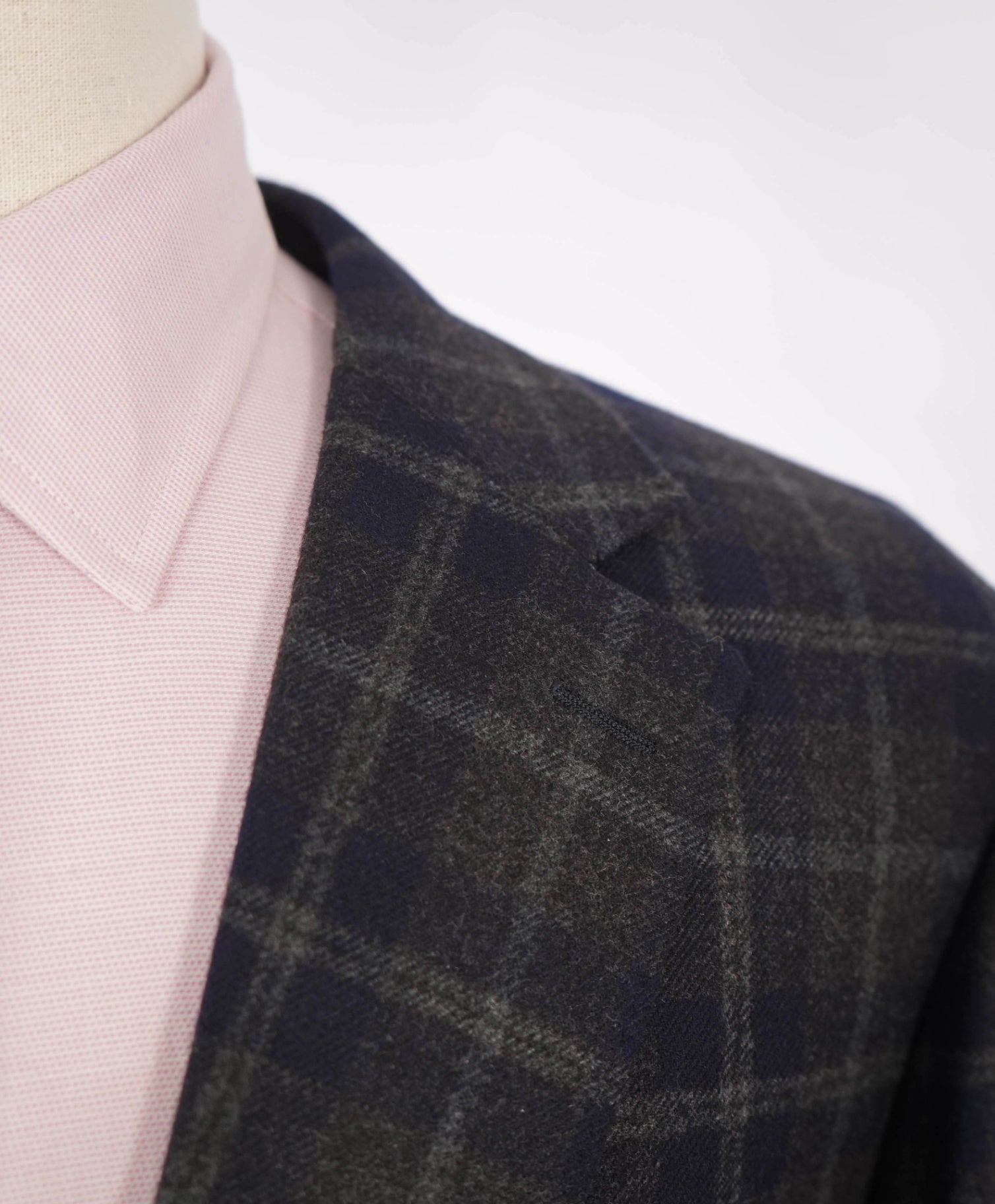 $3,695 ZEGNA - Navy/Charcoal Gray Plaid Wool/Cashmere Blazer - 48R