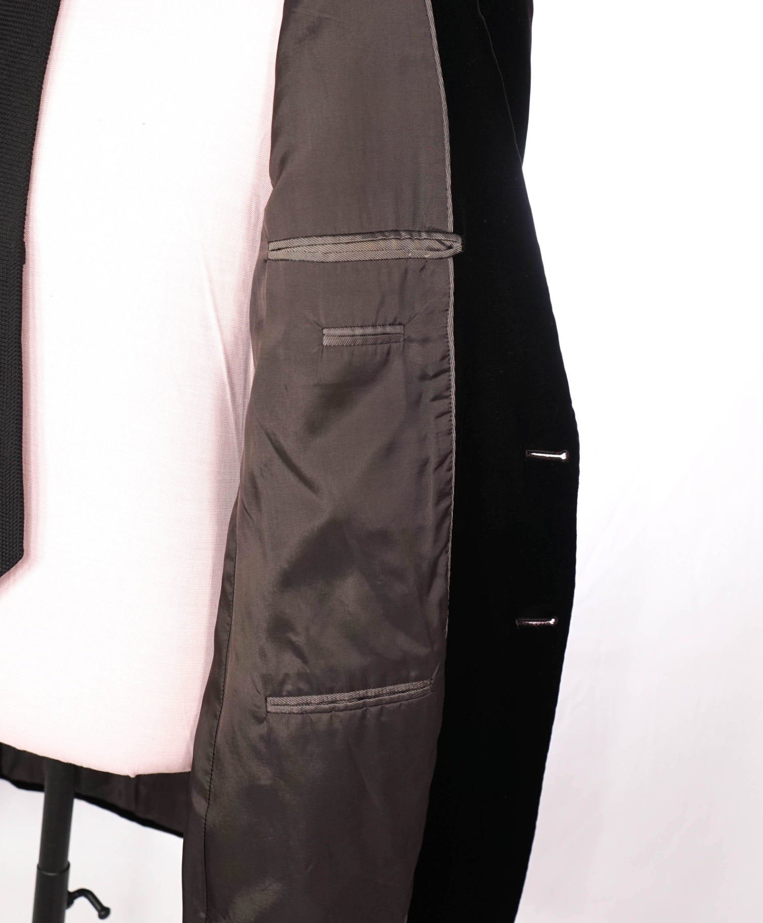 $2,995 GIORGIO ARMANI - Black/Brown Velvet "SOFT" Jacket - 44L