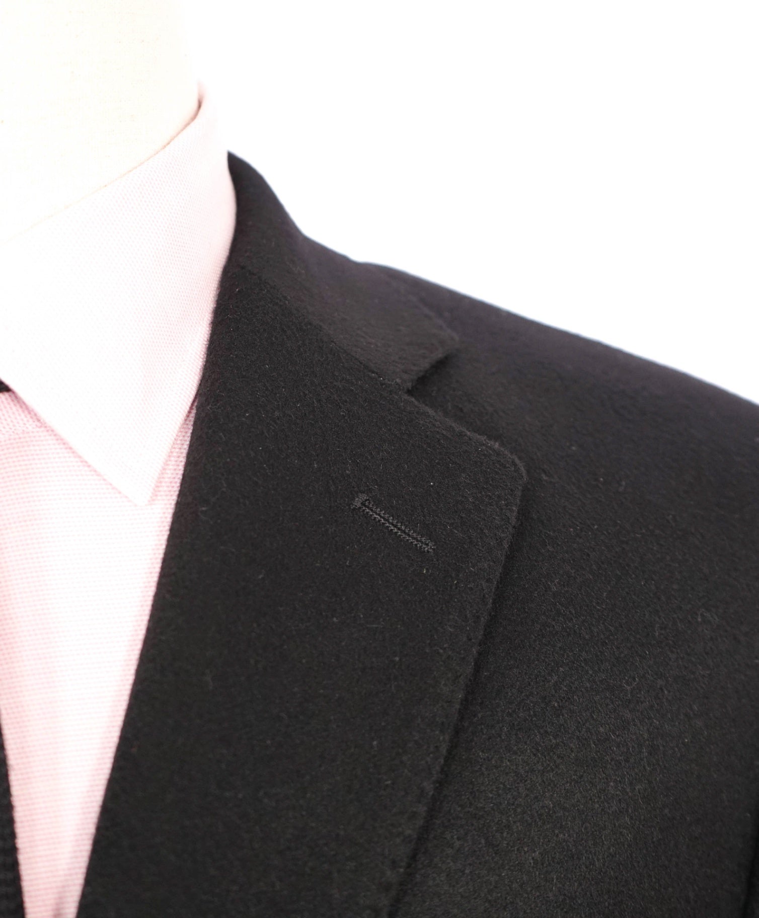 $1,295 SAKS FIFTH AVENUE - Solid Black Pure Cashmere Blazer - 42R