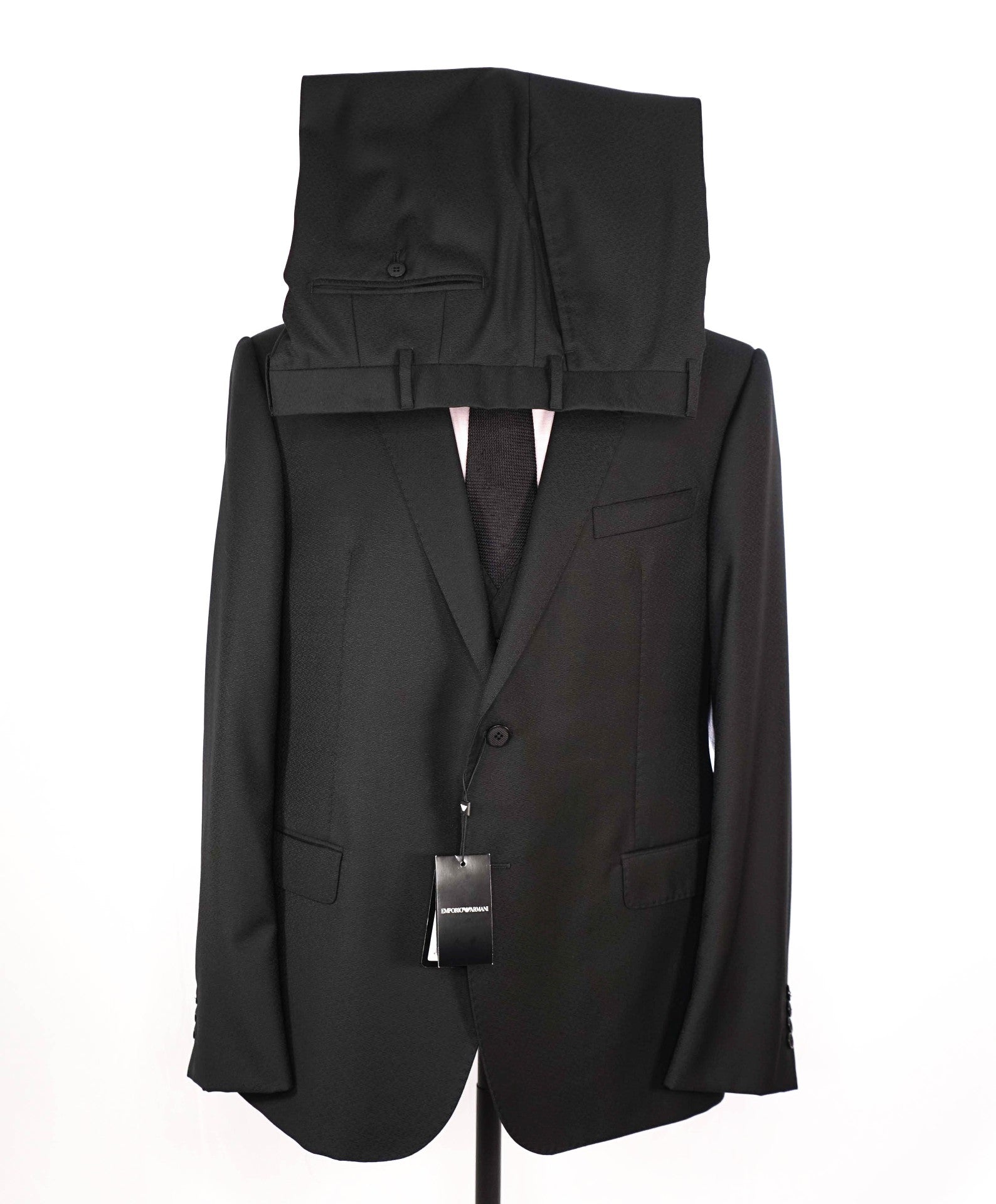 $2,495 EMPORIO ARMANI - Textured Black 3-Piece Suit - 46R