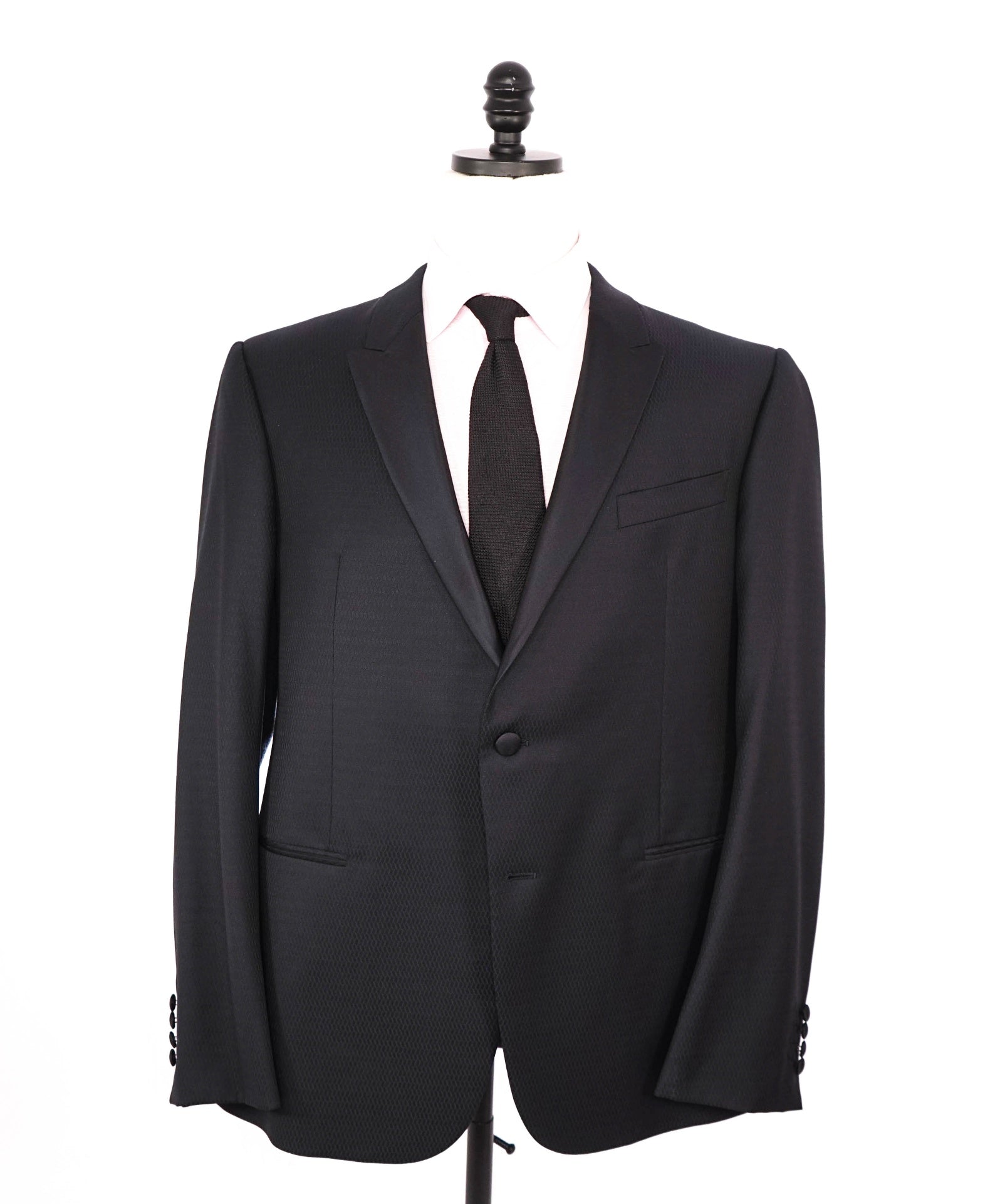 $1,995 EMPORIO ARMANI - Navy Jacquard Wool Peak Lapel Tuxedo - 46R
