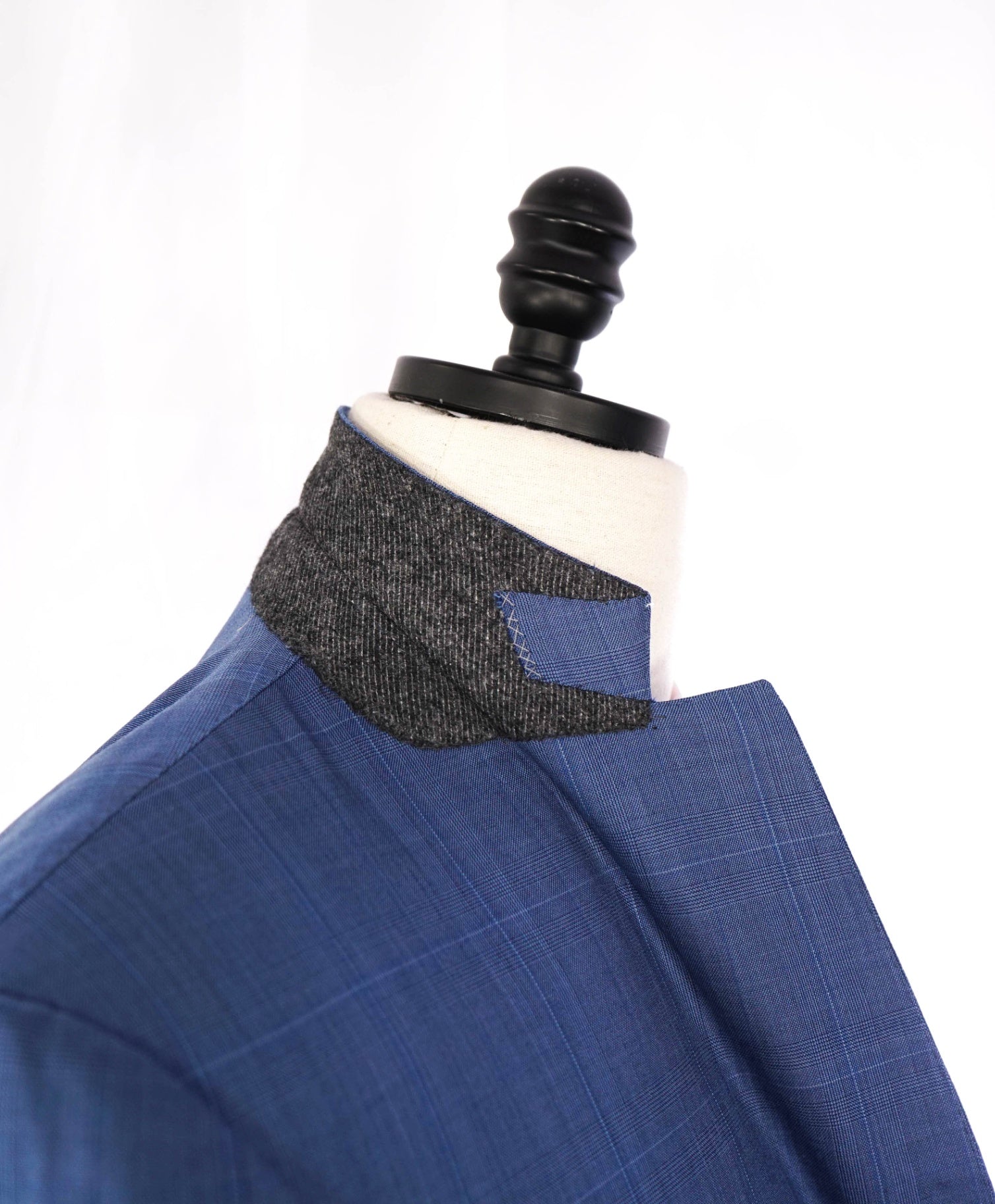 $4,090 ZEGNA - Blue Plaid Wool Suit - 46R