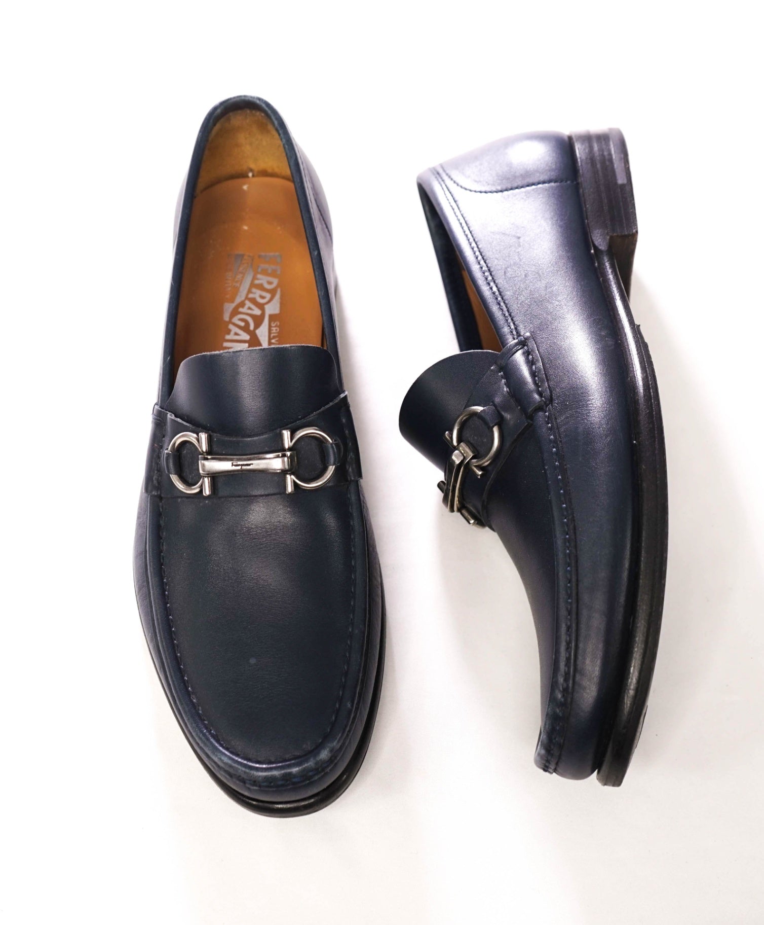 $850 FERRAGAMO - "RAFAEL" Navy Blue Leather Loafers - 8 EE