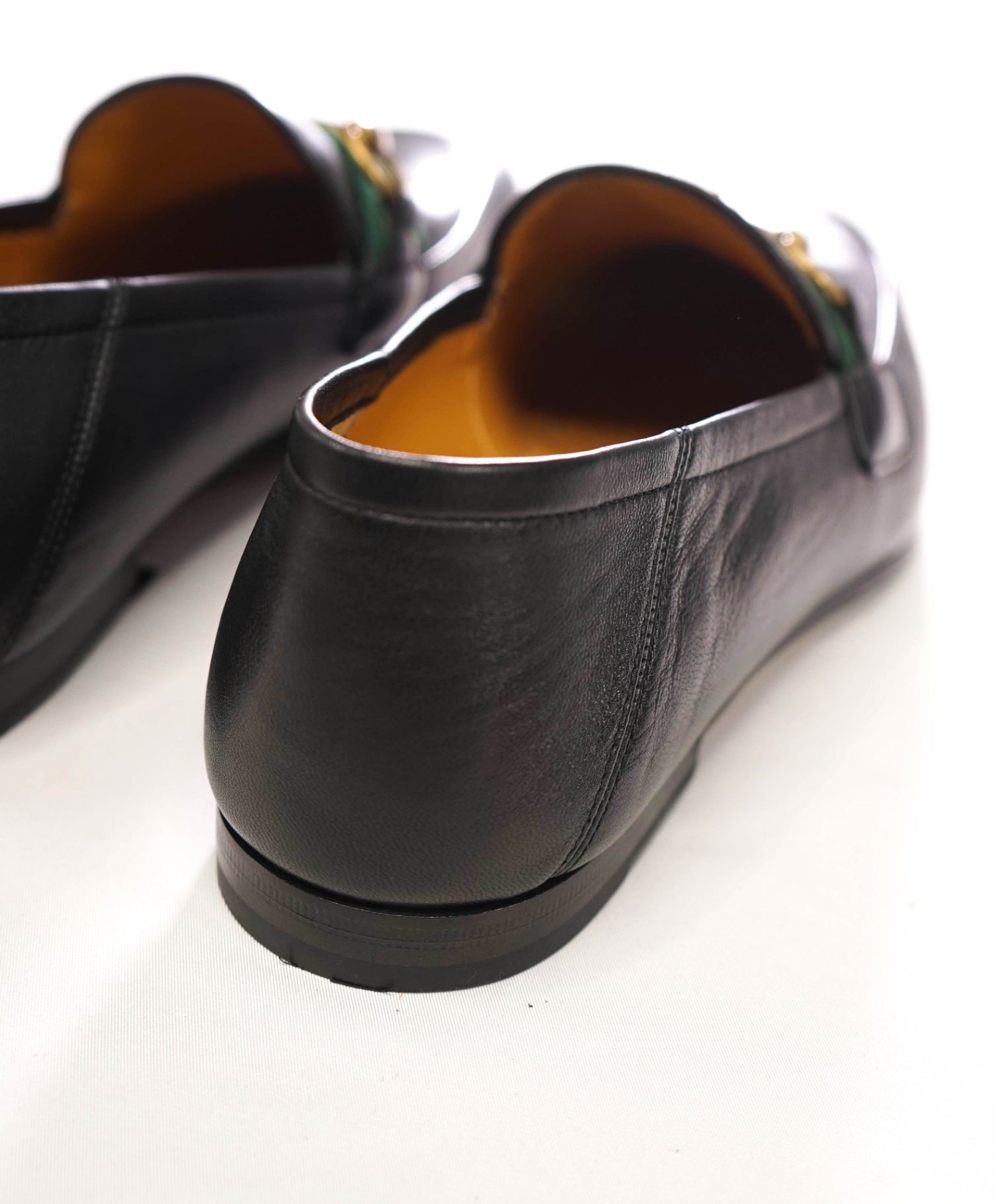 $1,090 GUCCI - Black Leather Jordaan Agnello Loafers - 8 (7.5G)