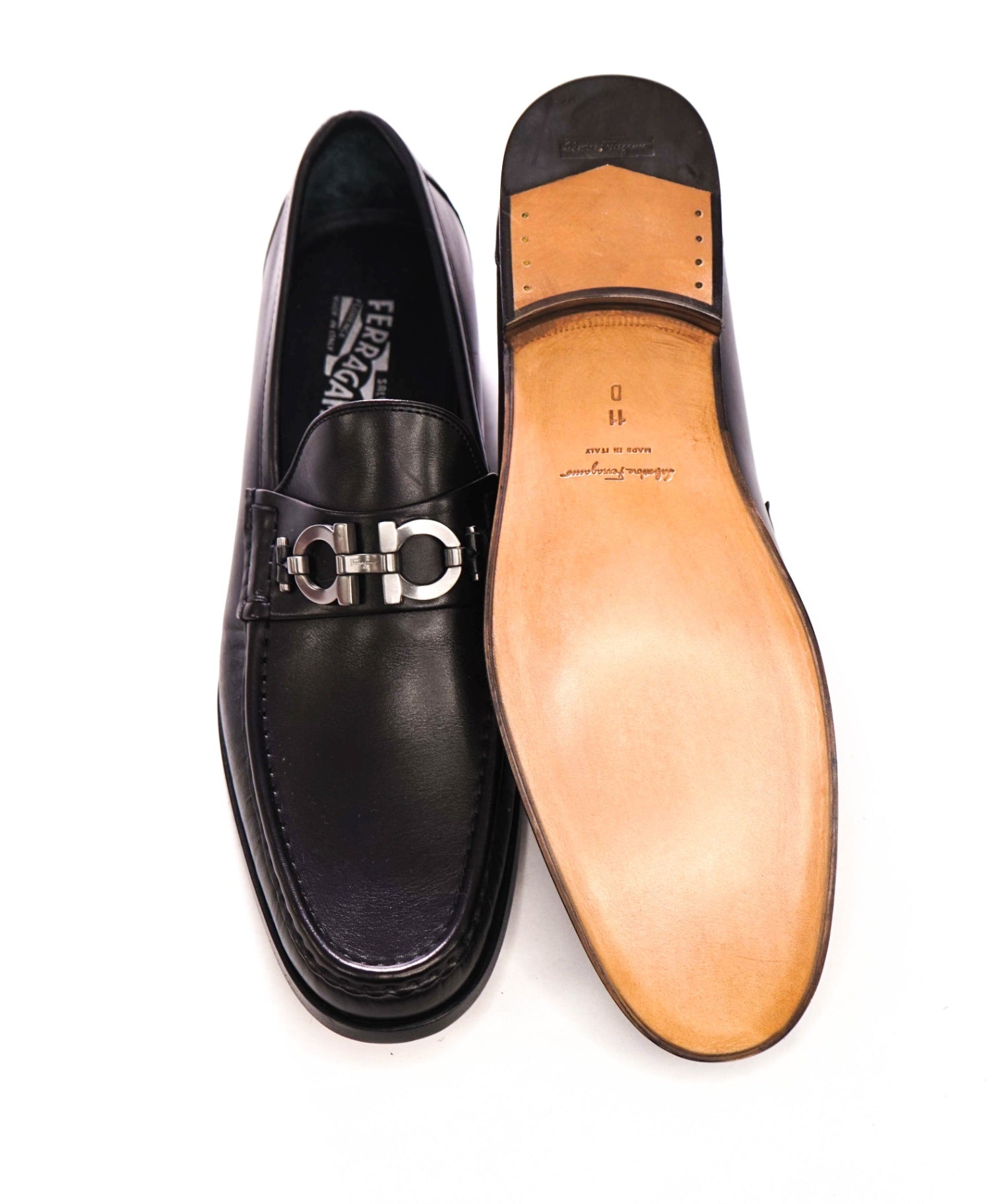 $850 FERRAGAMO - Black Leather "RICH" Loafers - 11 D