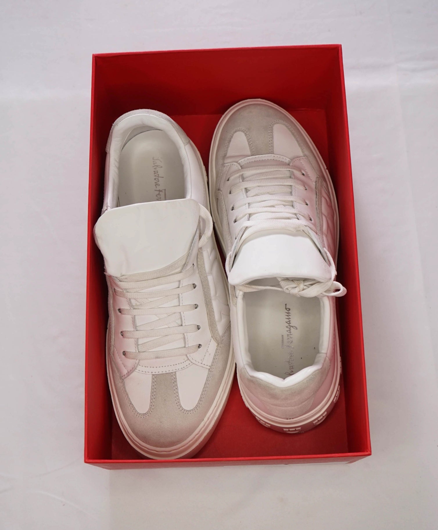 $795 FERRAGAMO - White Leather/Suede "BORG" Sneakers - 10 M