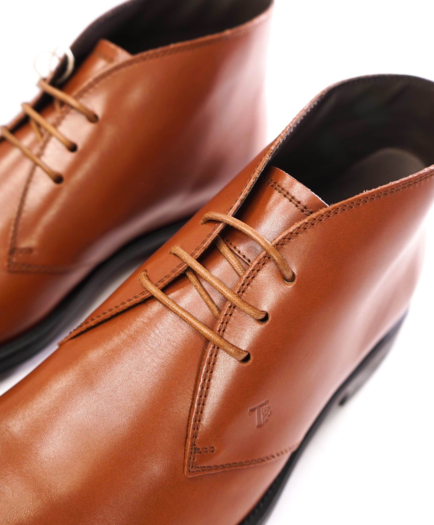 $825 TOD'S - Brown Leather Chukka Boots - US 8.5 (7.5UK)