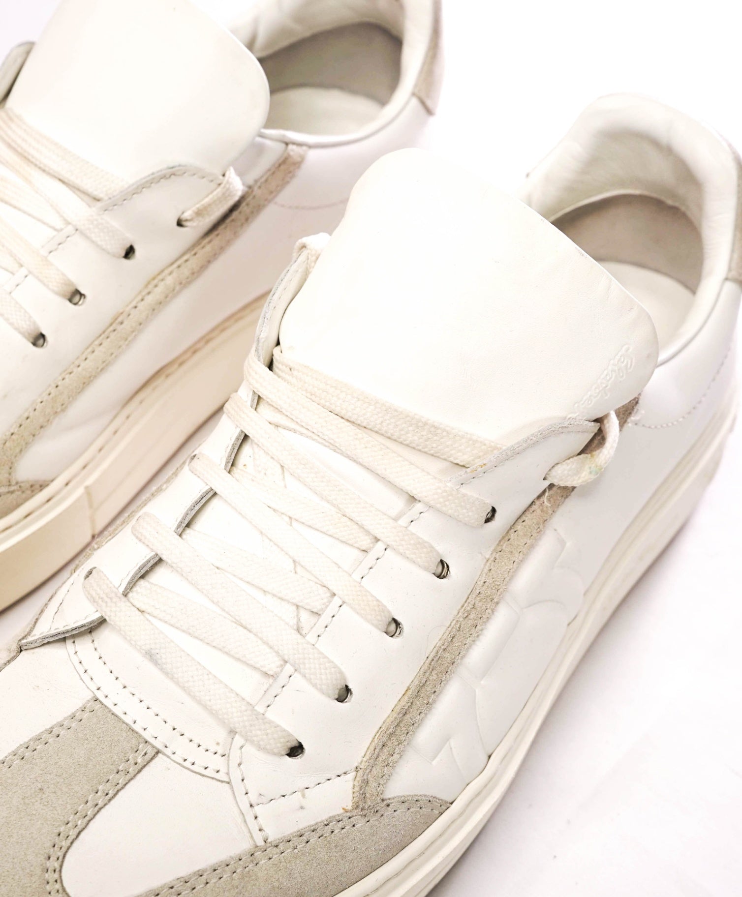 $795 FERRAGAMO - White Leather/Suede "BORG" Sneakers - 10 M