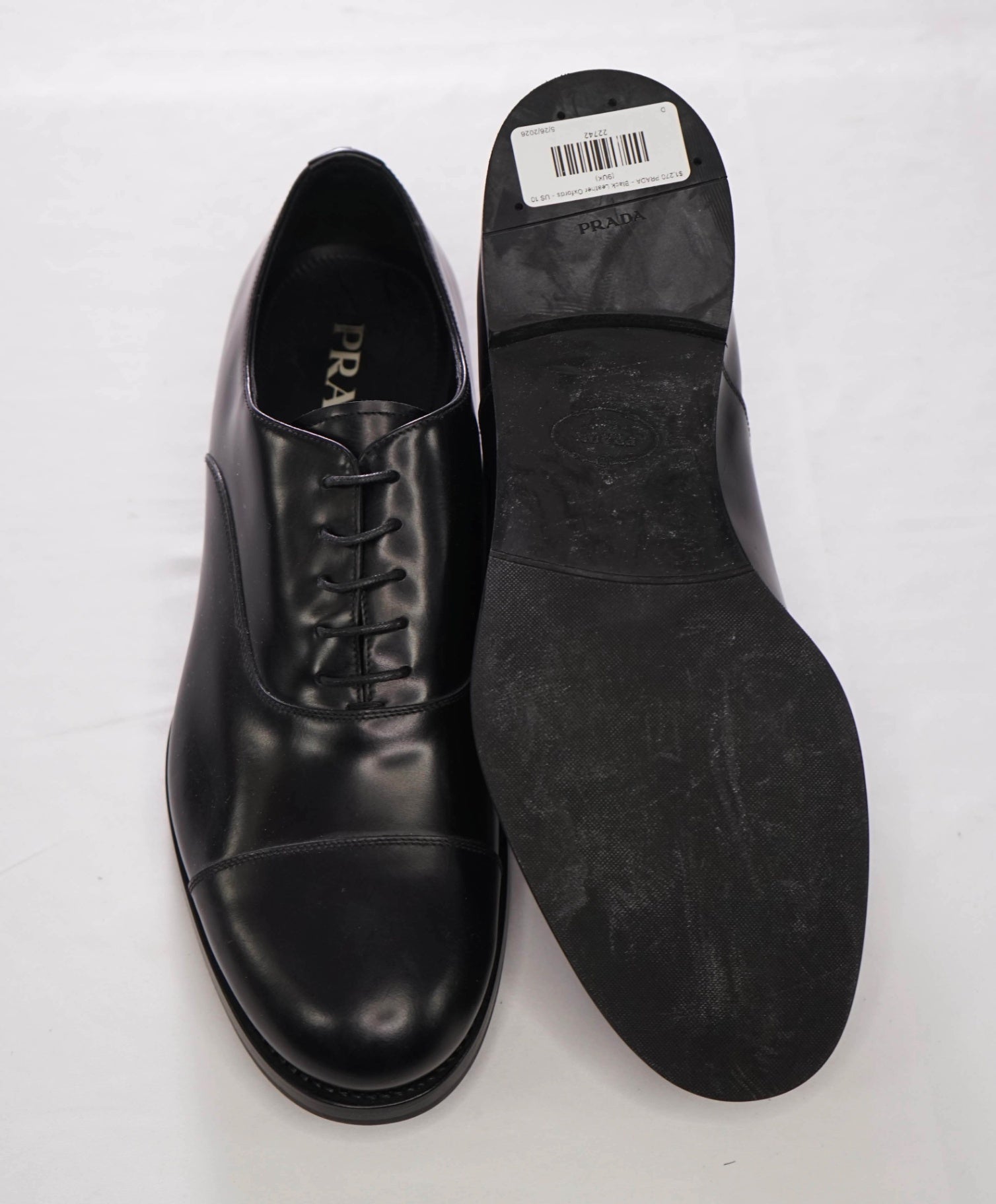 $1,270 PRADA - Black Leather Oxfords - US 10 (9UK)