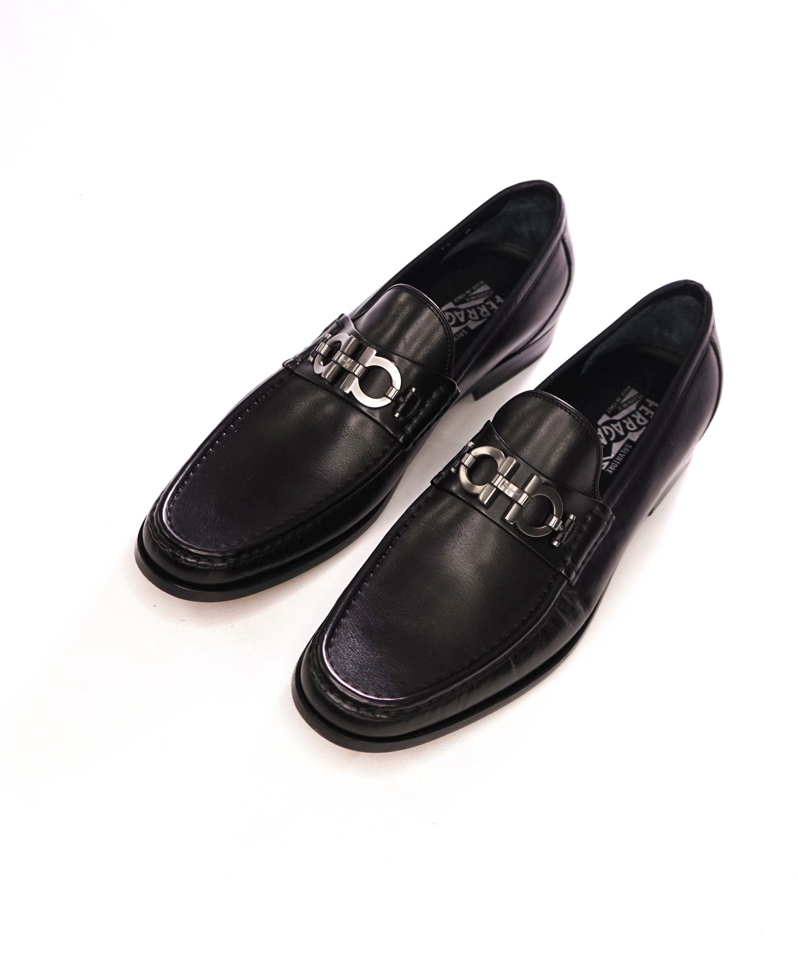 $850 FERRAGAMO - Black Leather "RICH" Loafers - 11 D