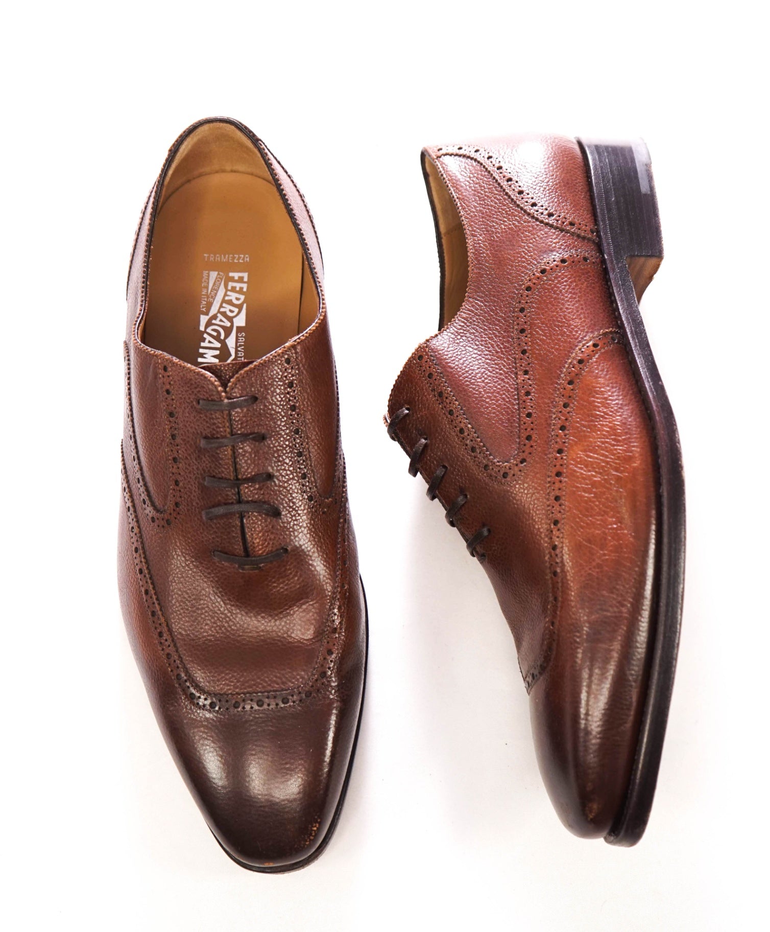 $1,495 FERRAGAMO - "TRAMEZZA" Brown Pebble Leather Oxfords - 9.5 EE