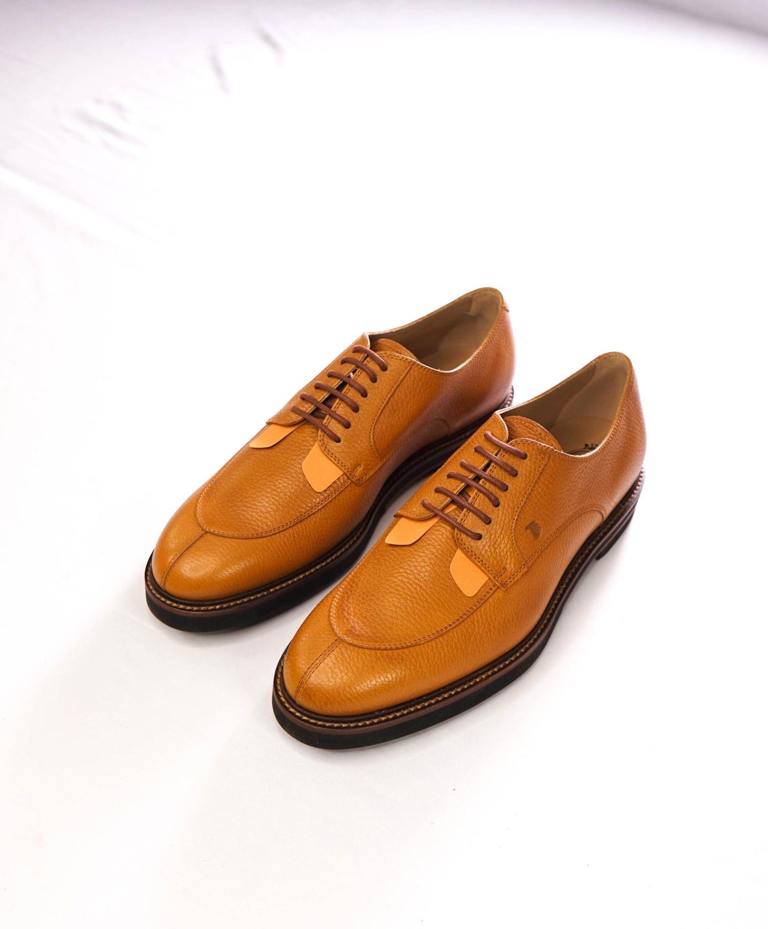$985 TOD'S - Cognac Brown Pebble Leather Derby - US 9 (UK8)