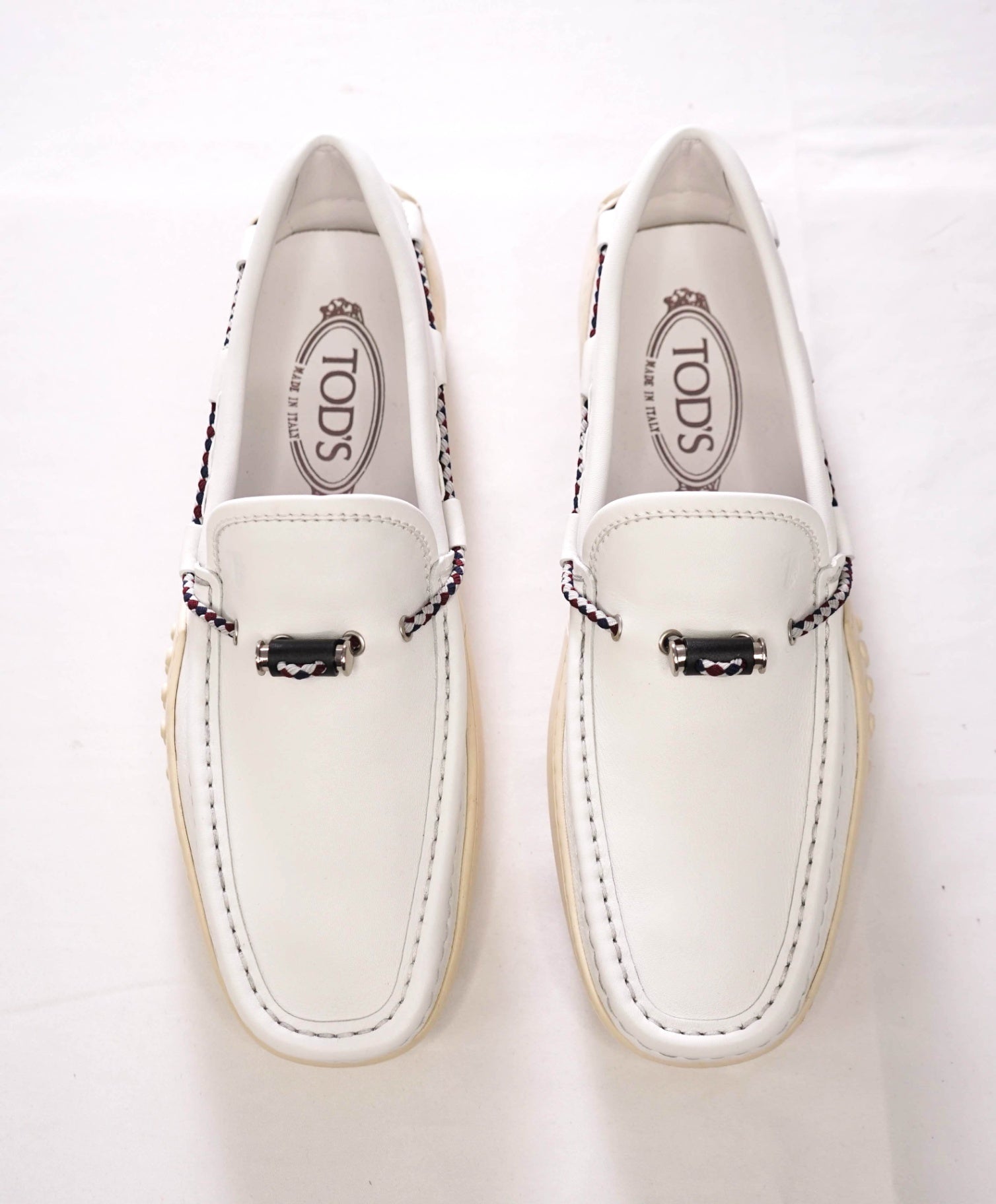 $995 TOD'S - White Leather Driving Loafers - US 7 (6UK)