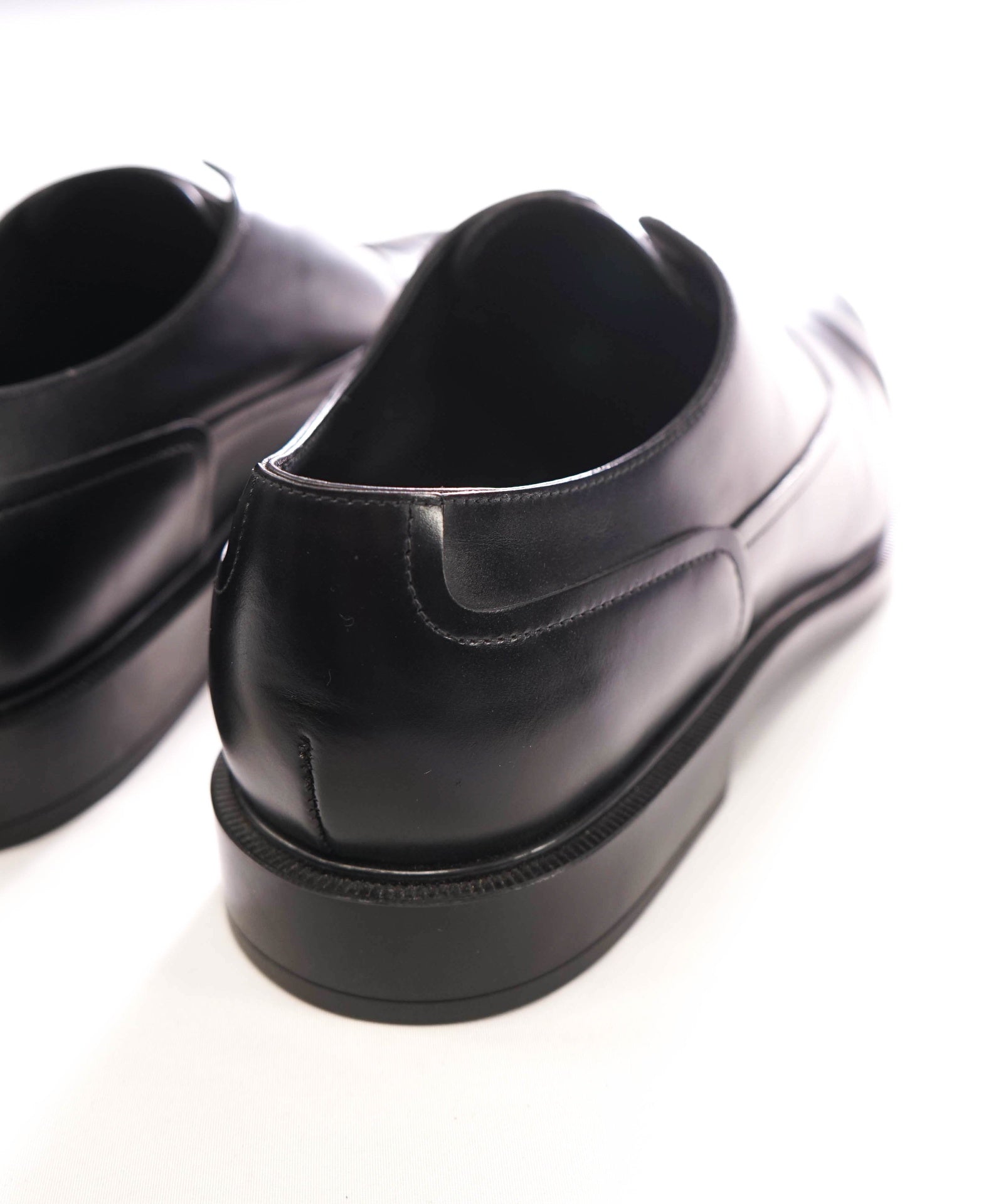 $650 TOD'S - Black Leather Loafers - US 12 (UK11)