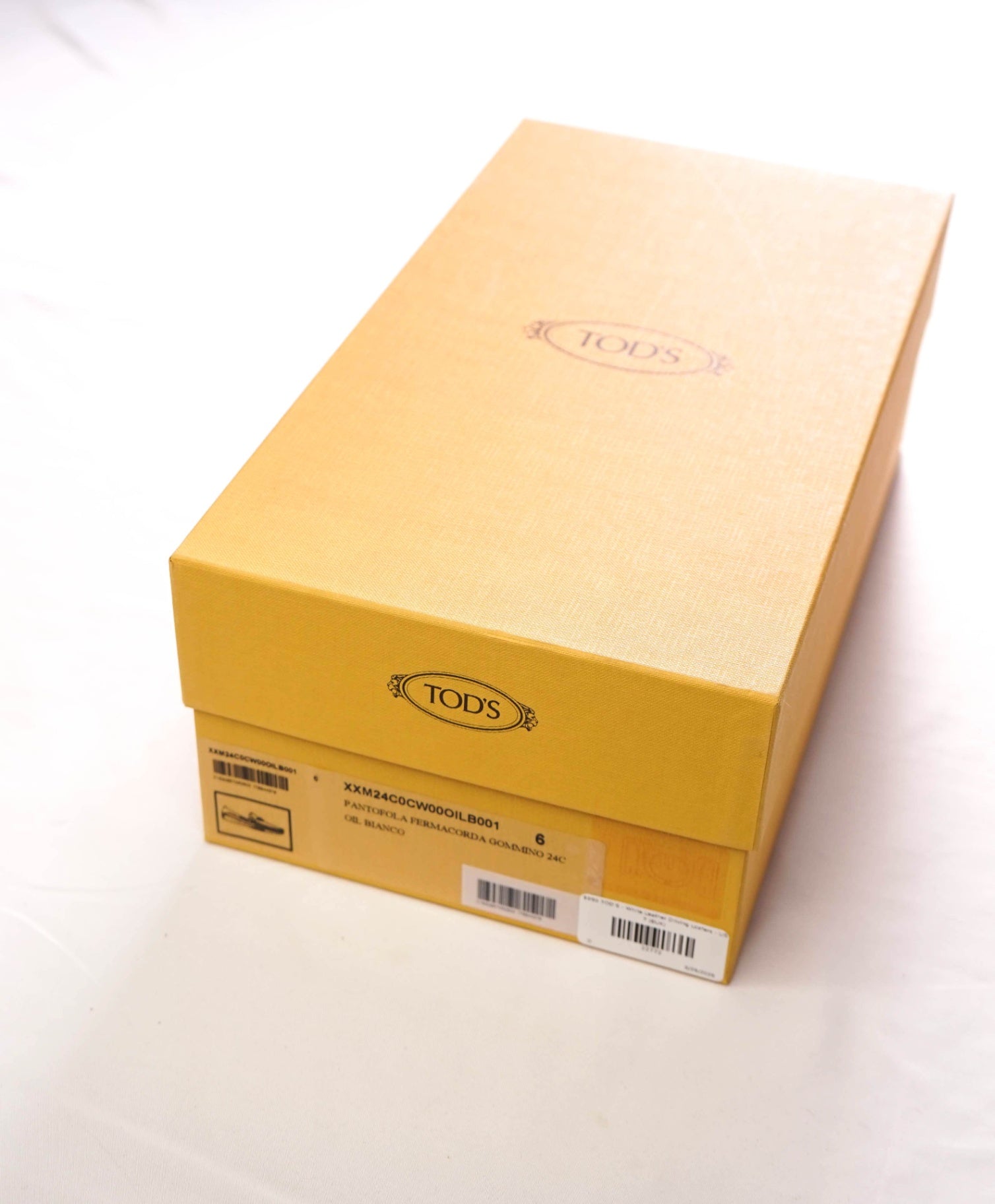$995 TOD'S - White Leather Driving Loafers - US 7 (6UK)